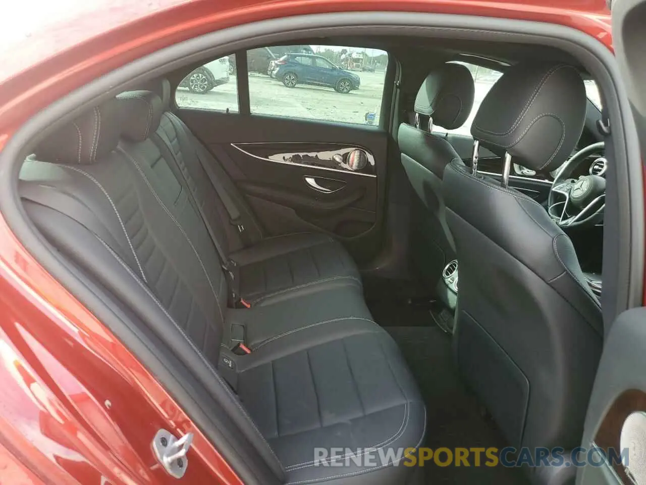 10 fotografías del automóvil dañado W1KZF8DB8PB142861 MERCEDES-BENZ E-CLASS 2023