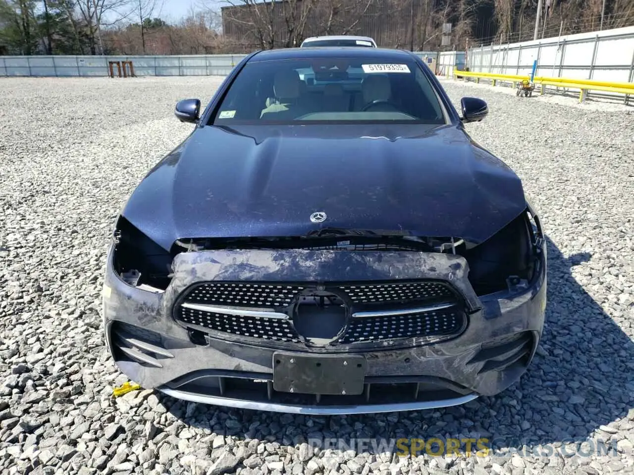 5 fotografías del automóvil dañado W1KZF8EB0PB145915 MERCEDES-BENZ E-CLASS 2023