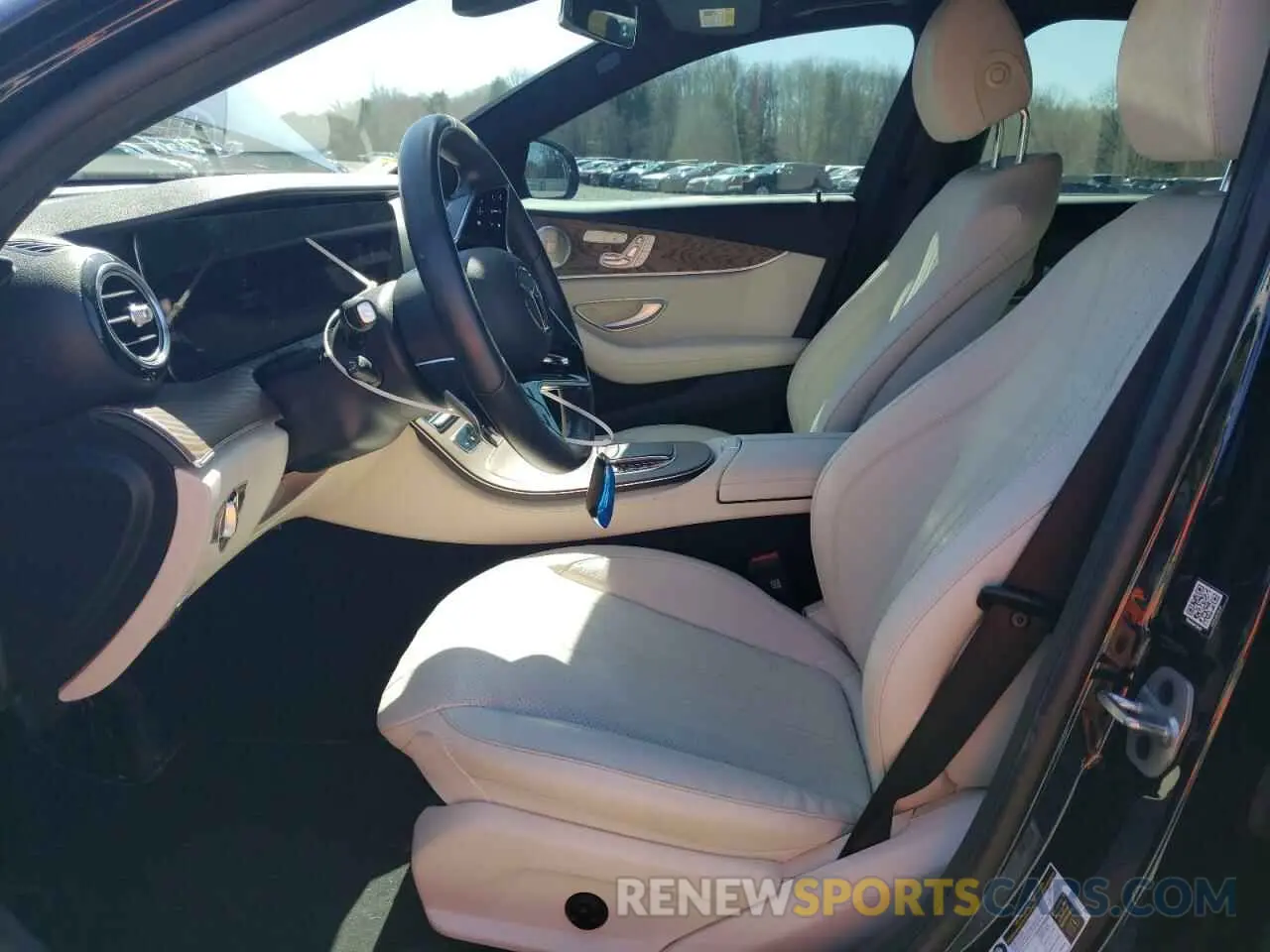 7 fotografías del automóvil dañado W1KZF8EB0PB145915 MERCEDES-BENZ E-CLASS 2023