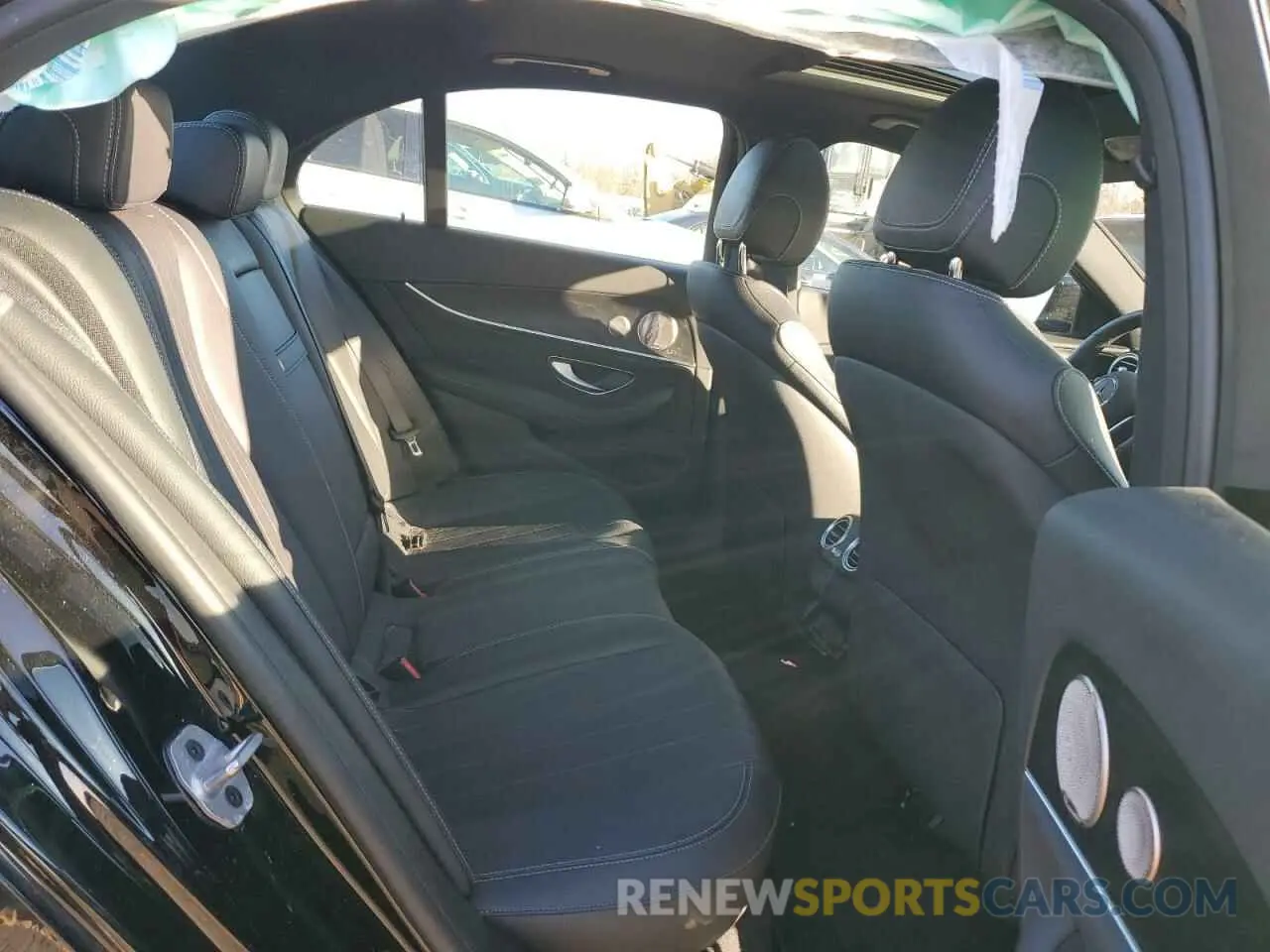 10 fotografías del automóvil dañado W1KZF8EBXPB177044 MERCEDES-BENZ E-CLASS 2023
