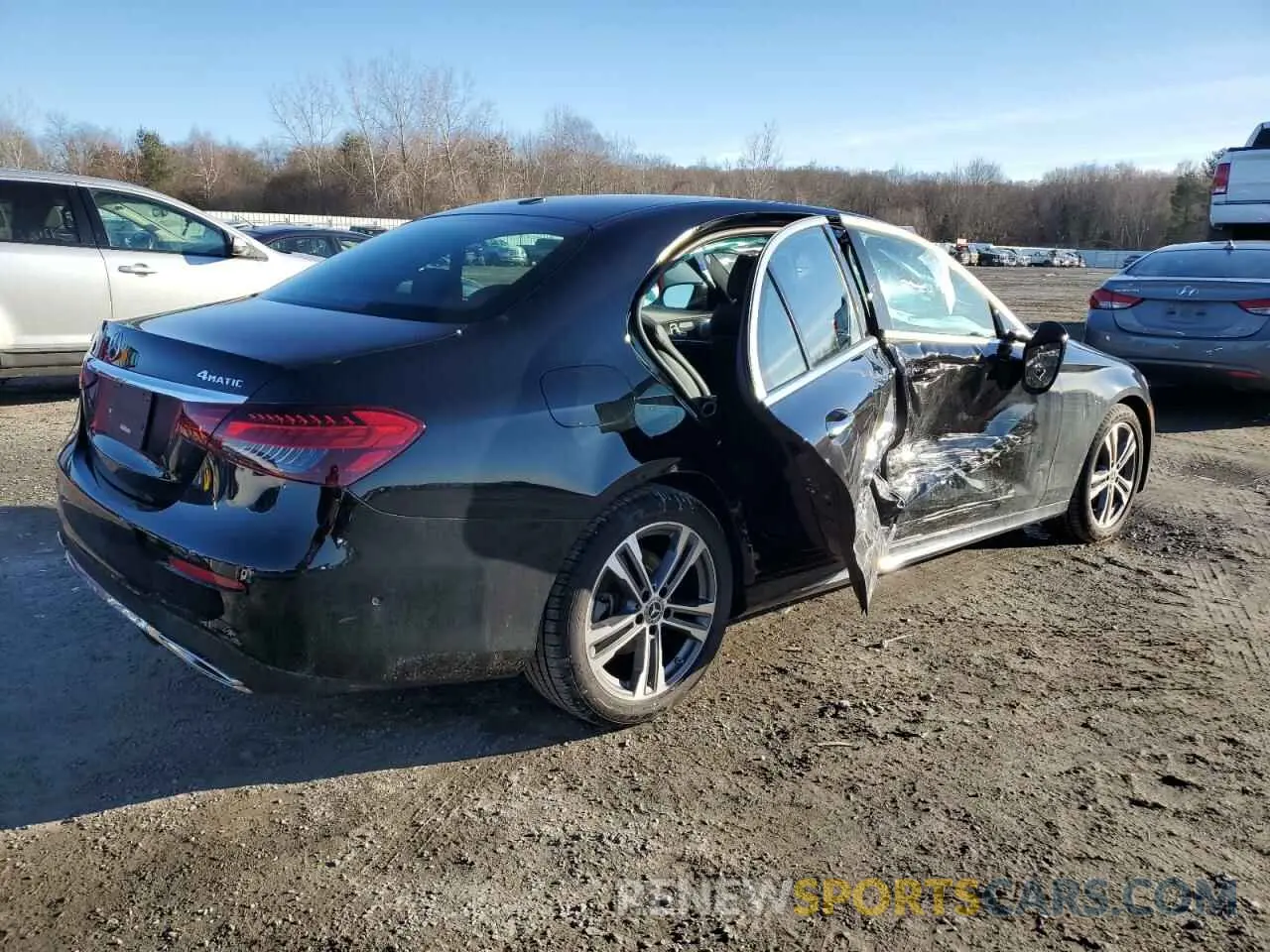 3 fotografías del automóvil dañado W1KZF8EBXPB177044 MERCEDES-BENZ E-CLASS 2023