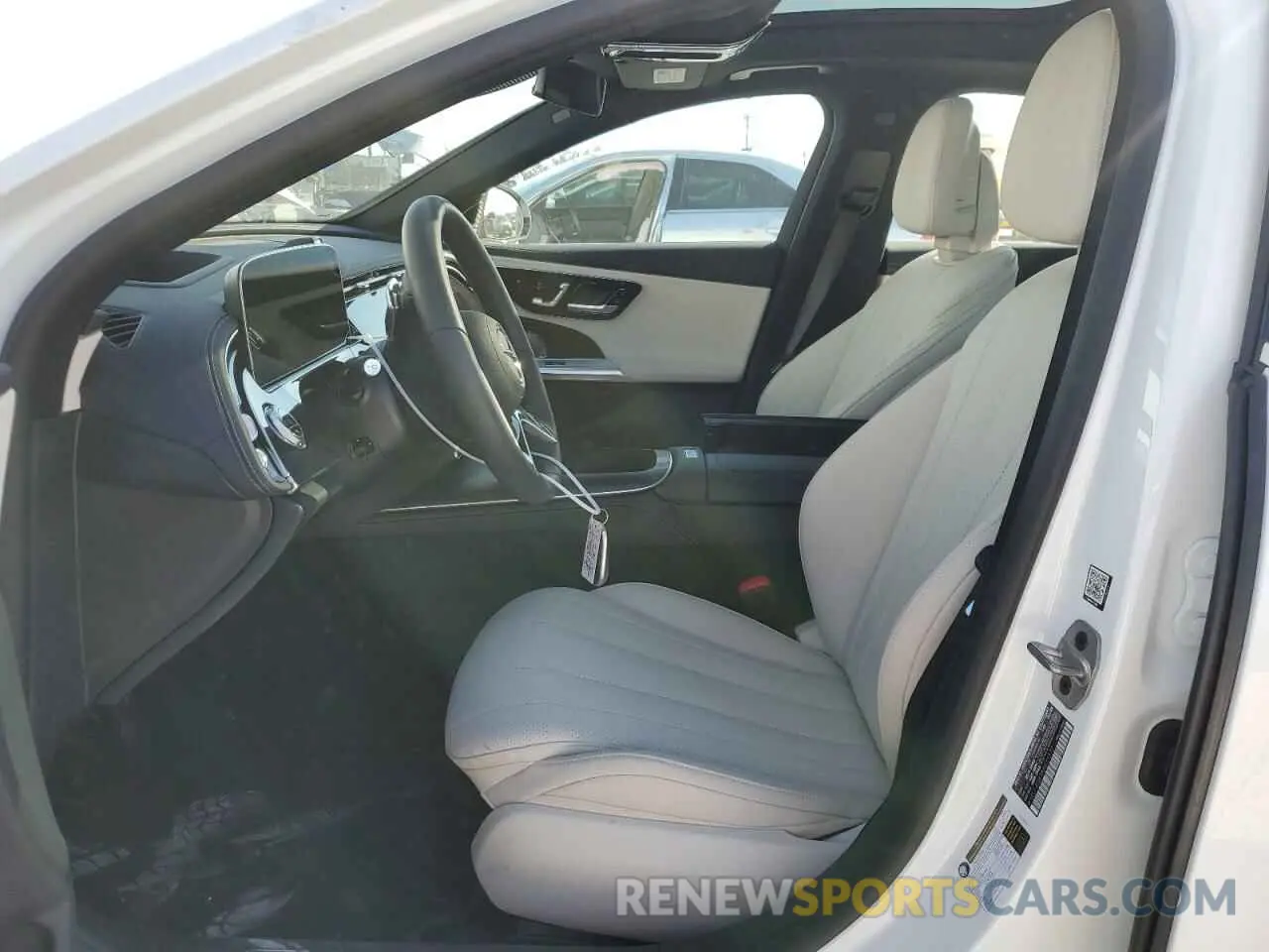 7 fotografías del automóvil dañado W1KLF4HB3RA031877 MERCEDES-BENZ E-CLASS 2024