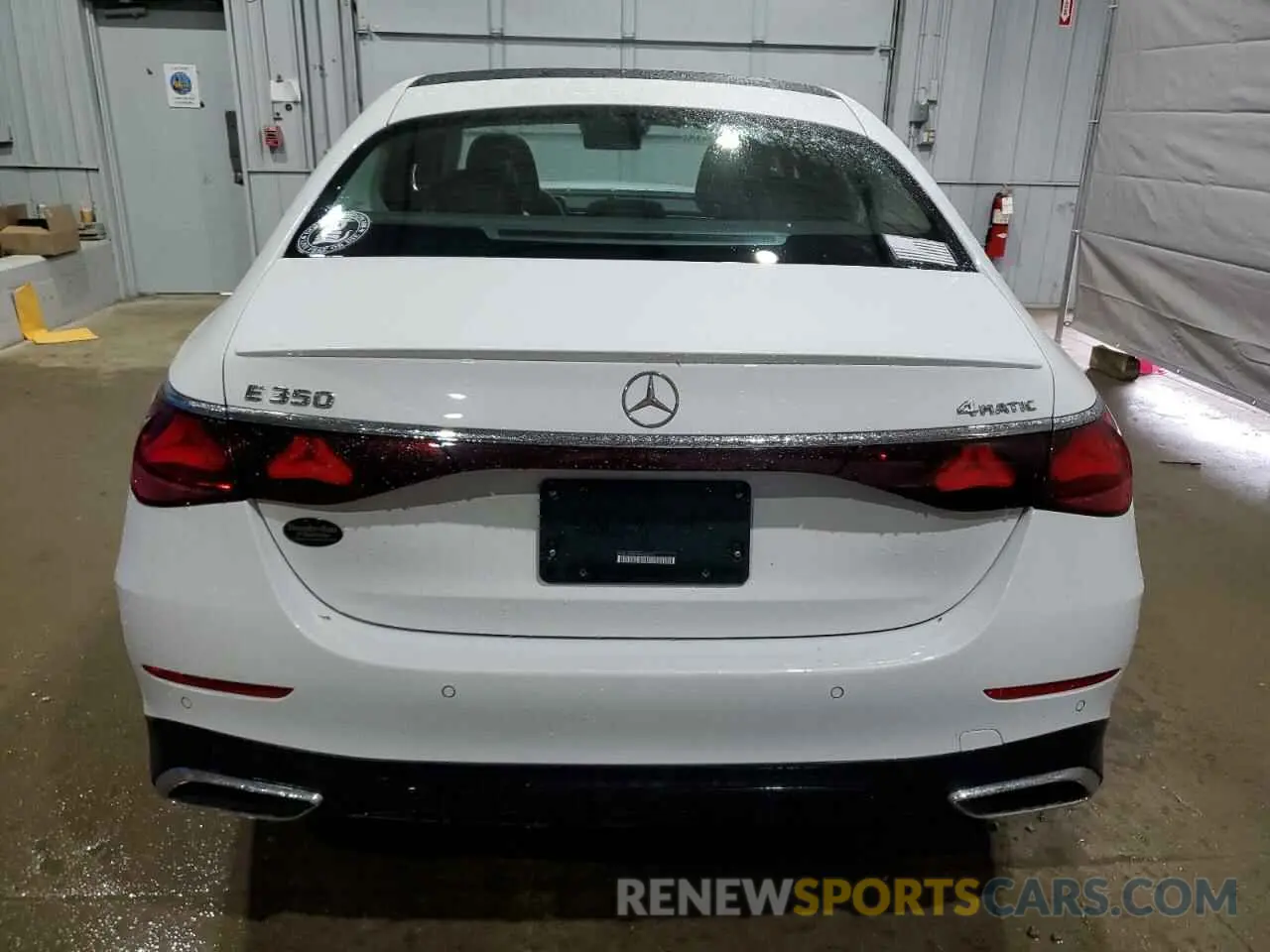 6 fotografías del automóvil dañado W1KLF4HB6RA045241 MERCEDES-BENZ E-CLASS 2024