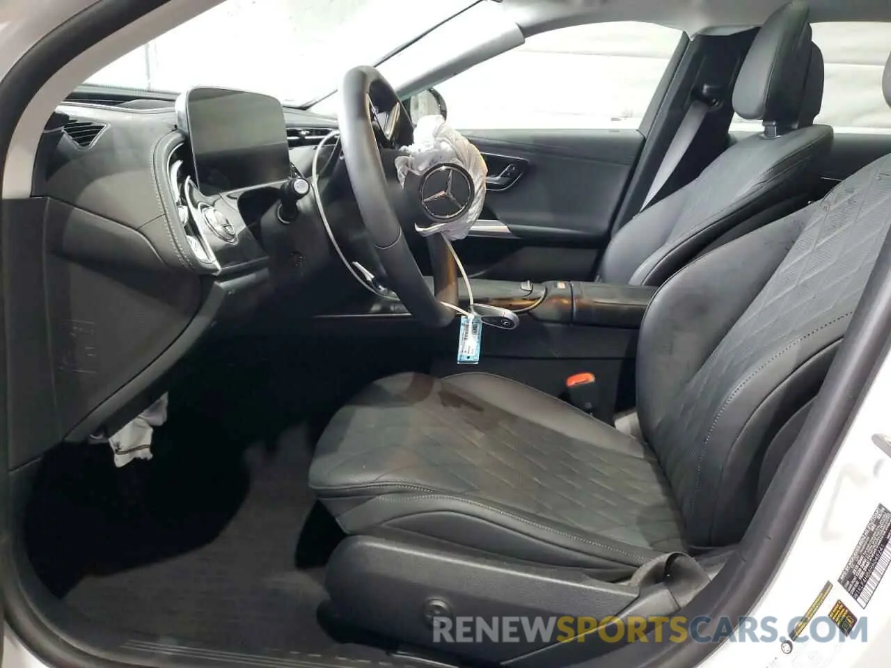 7 fotografías del automóvil dañado W1KLF4HB6RA045241 MERCEDES-BENZ E-CLASS 2024
