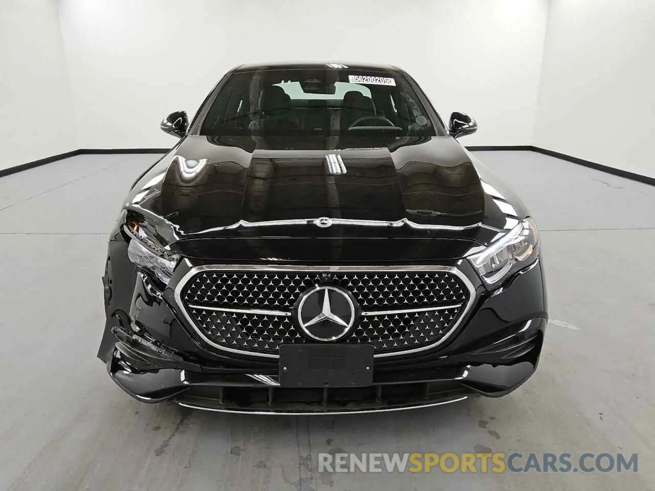 5 fotografías del automóvil dañado W1KLF4HB5SA134109 MERCEDES-BENZ E-CLASS 2025