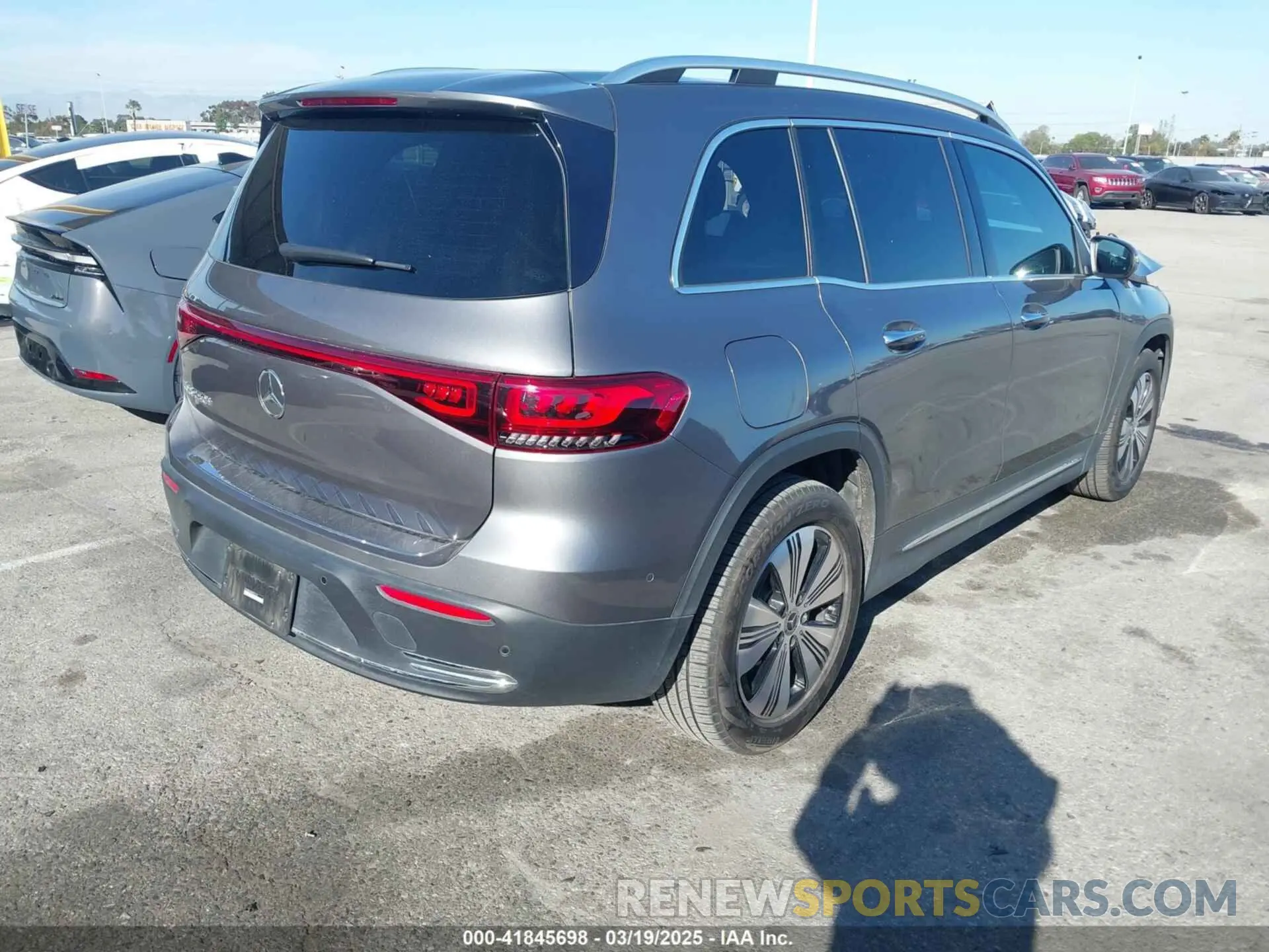 4 fotografías del automóvil dañado W1N9M0CB6PN051114 MERCEDES-BENZ EQB 250 SUV 2023