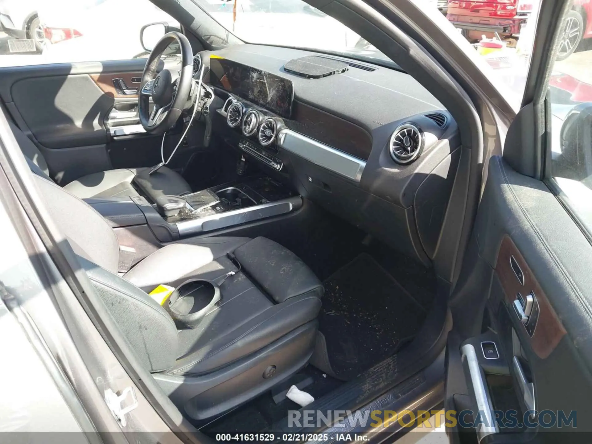 5 fotografías del automóvil dañado W1N9M0CB9PN044674 MERCEDES-BENZ EQB 250 SUV 2023