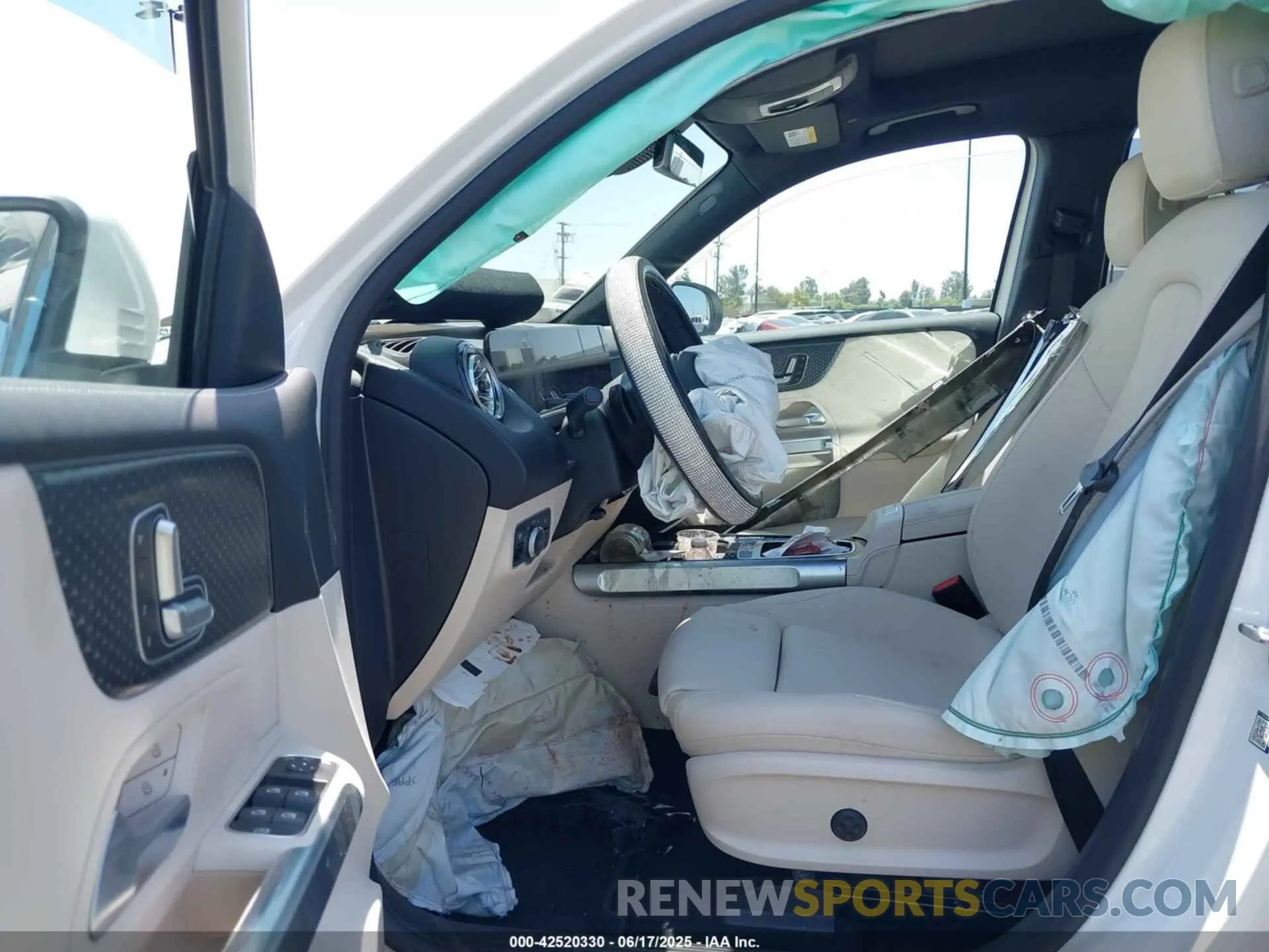 5 fotografías del automóvil dañado W1N9M0CB6RN094287 MERCEDES-BENZ EQB 250 SUV 2024