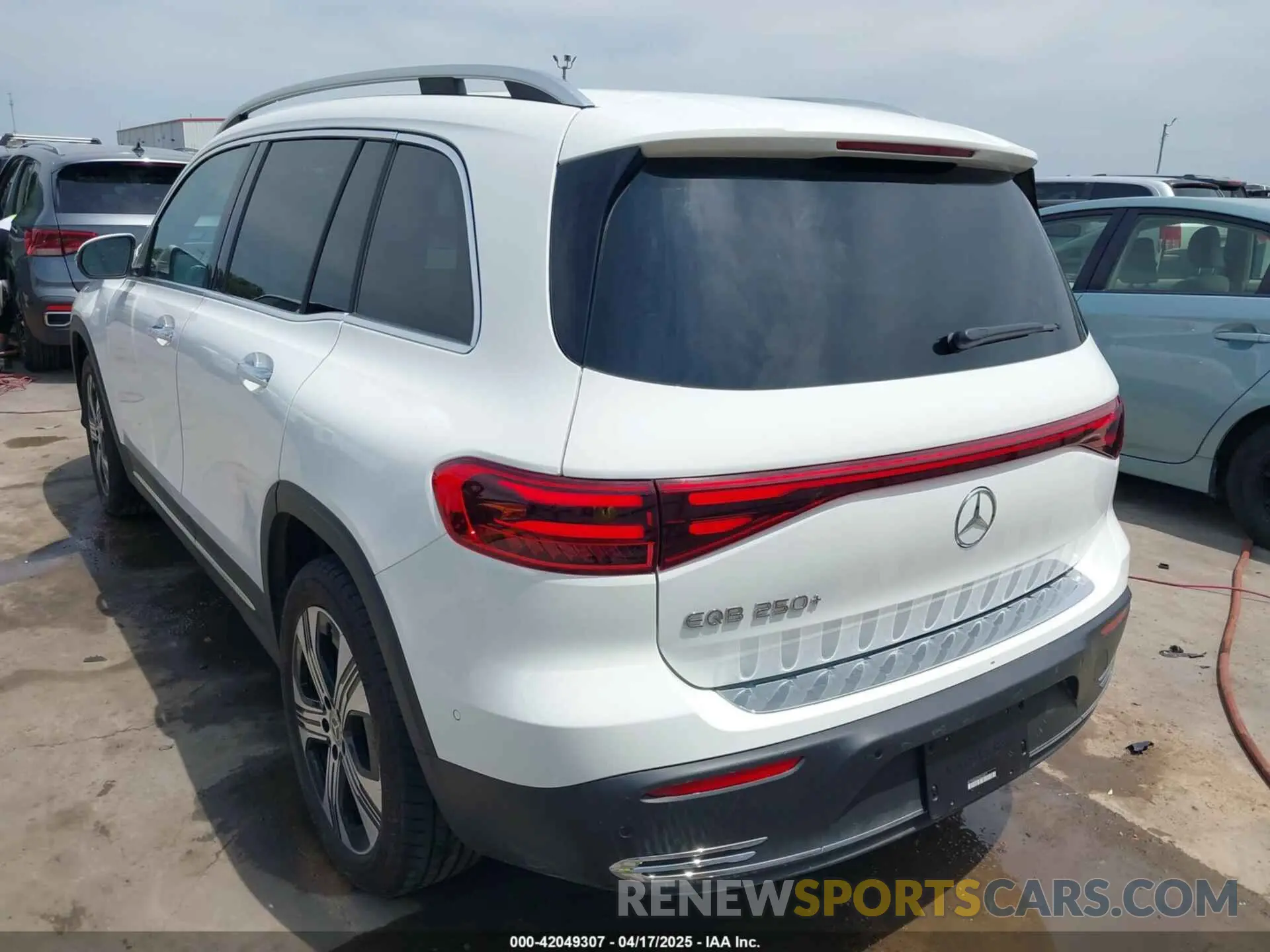 3 fotografías del automóvil dañado W1N9M0CBXRN099413 MERCEDES-BENZ EQB 250 SUV 2024