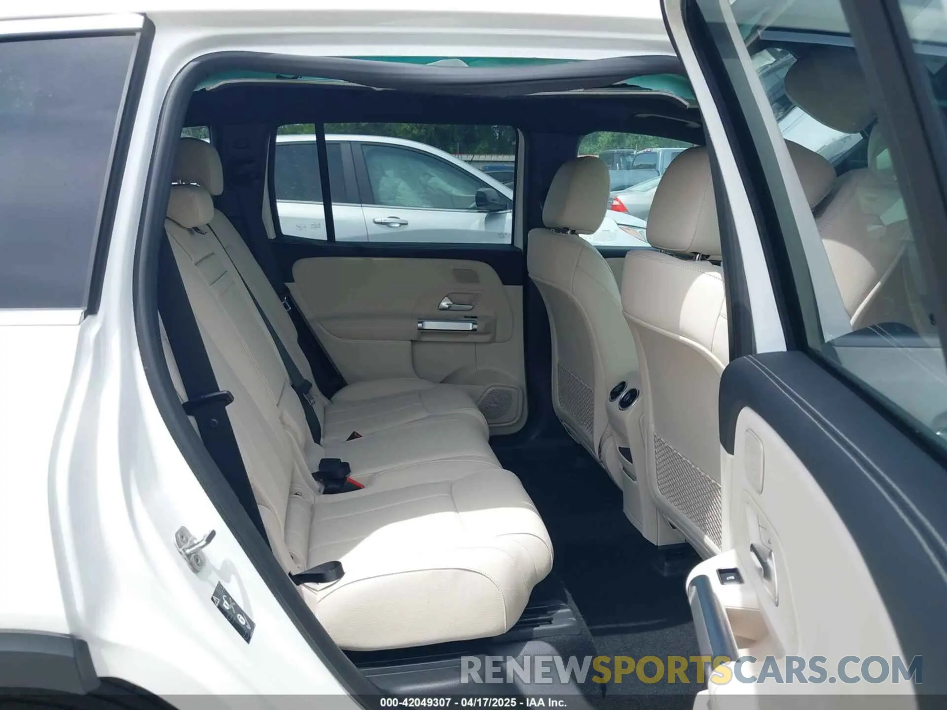8 fotografías del automóvil dañado W1N9M0CBXRN099413 MERCEDES-BENZ EQB 250 SUV 2024