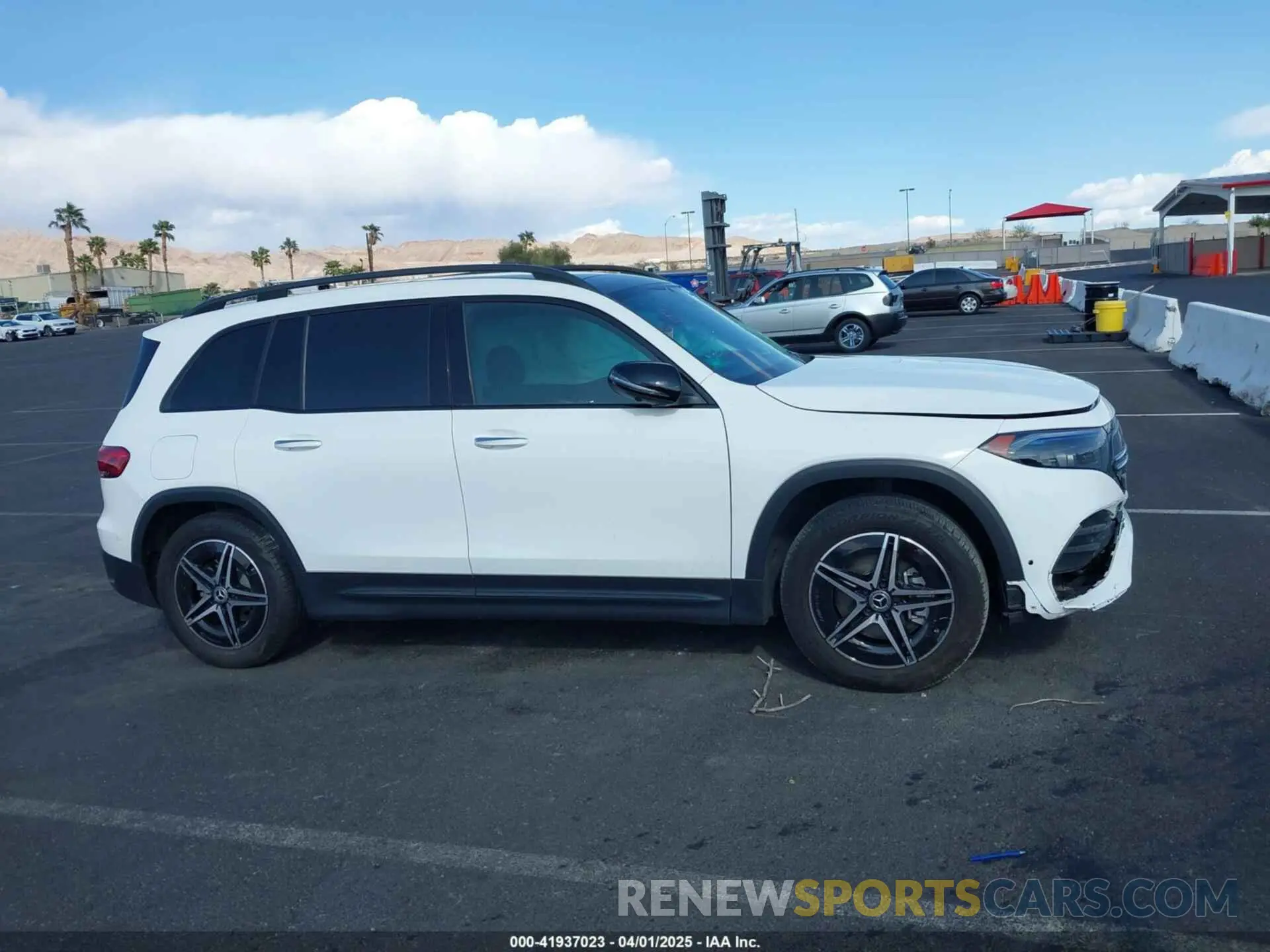 13 fotografías del automóvil dañado W1N9M0KB2PN069692 MERCEDES-BENZ EQB 300 SUV 2023