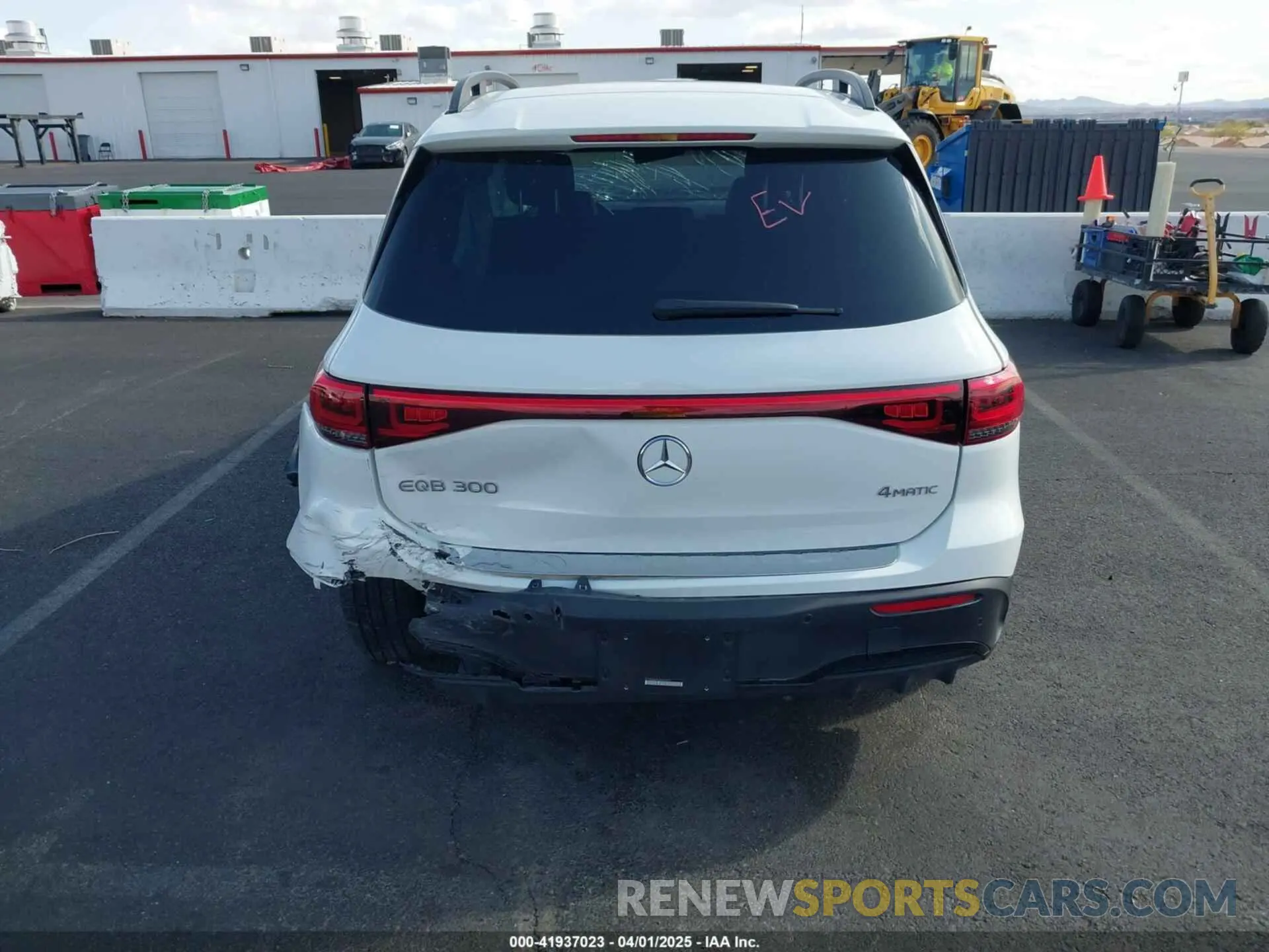 16 fotografías del automóvil dañado W1N9M0KB2PN069692 MERCEDES-BENZ EQB 300 SUV 2023