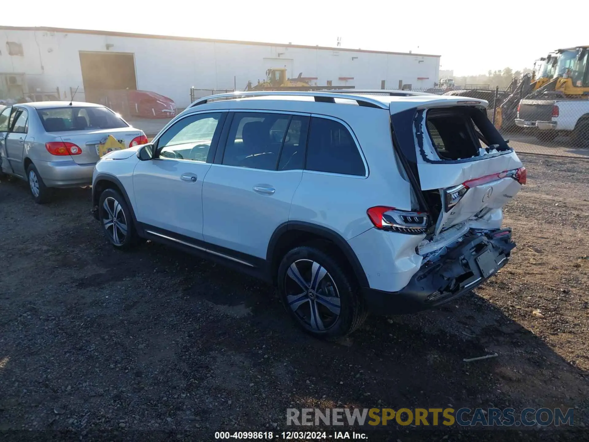 3 fotografías del automóvil dañado W1N9M0KB3PN071919 MERCEDES-BENZ EQB 300 SUV 2023