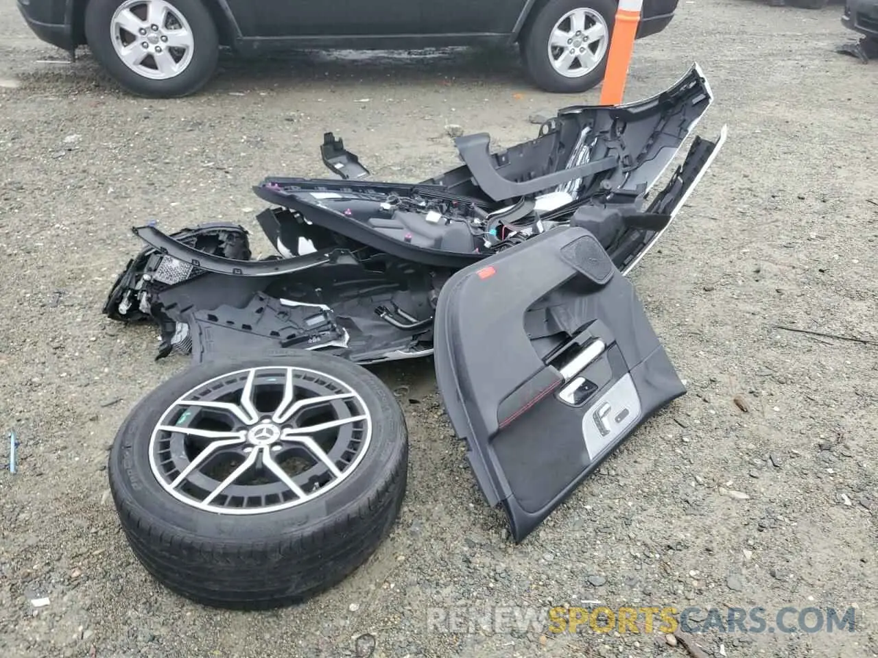 13 fotografías del automóvil dañado W1N9M1DB1PN061456 MERCEDES-BENZ EQB 350 4M 2023