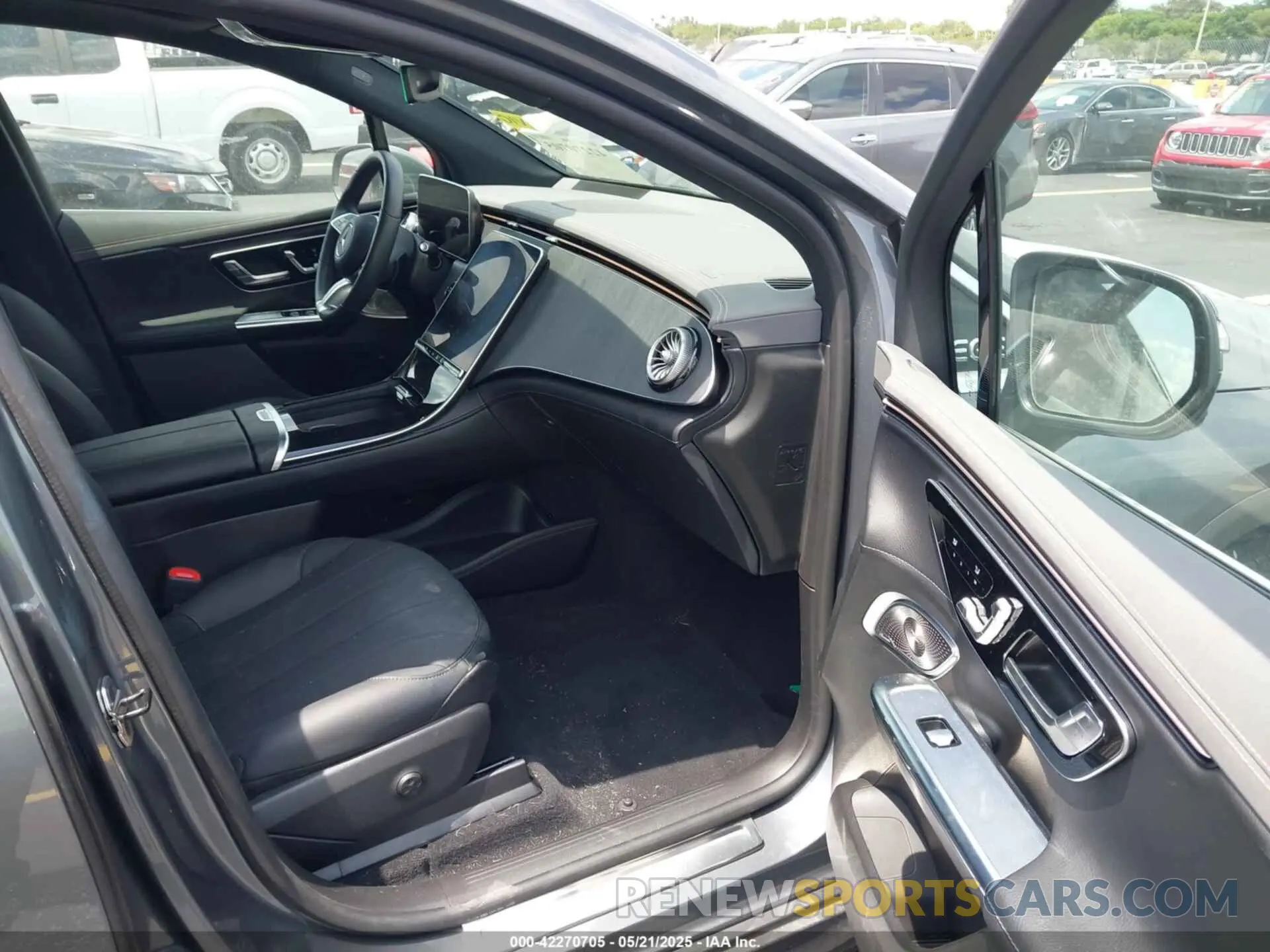 5 fotografías del automóvil dañado 4JGGM2BB7RA043931 MERCEDES-BENZ EQE 2024