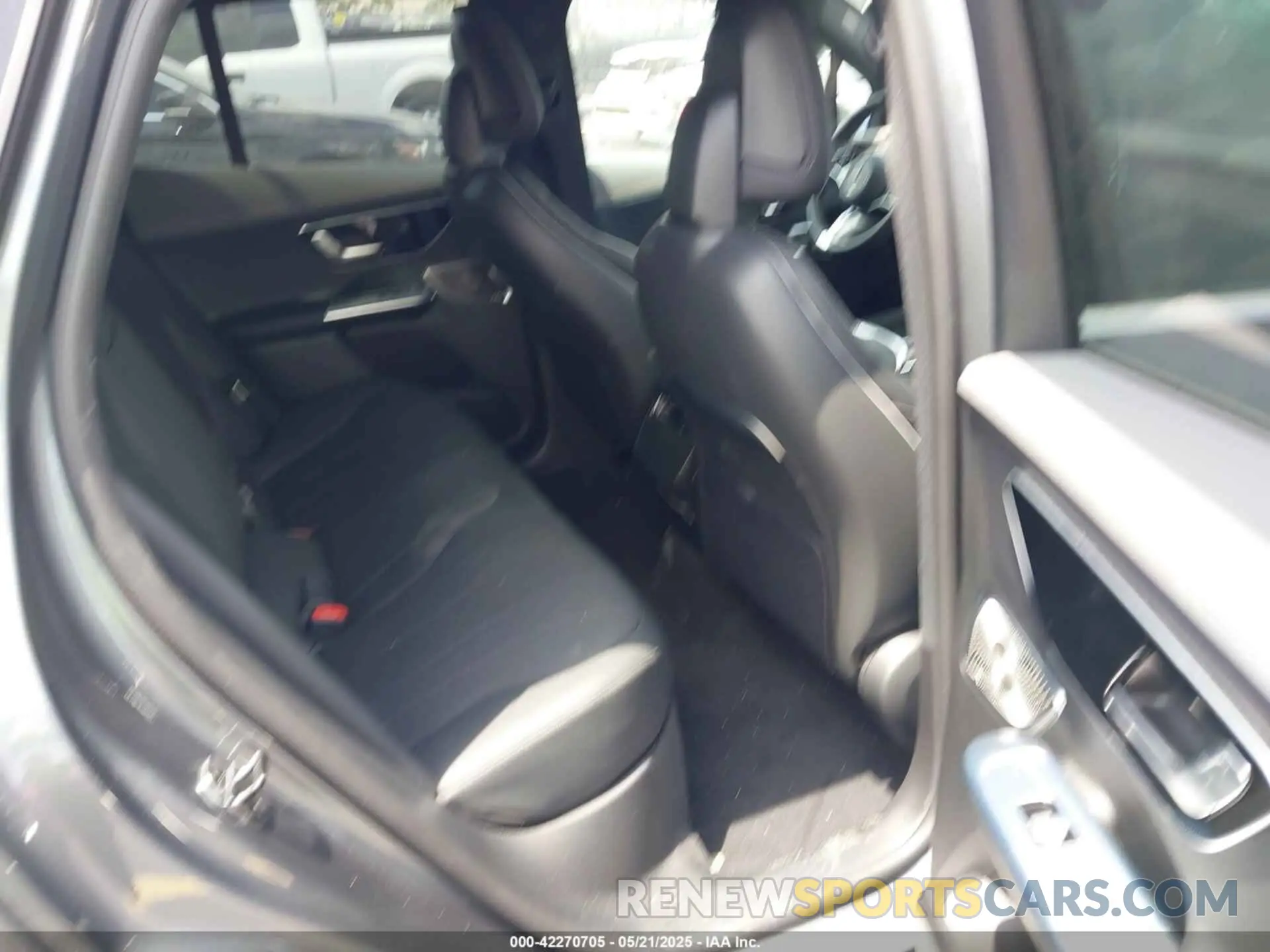 8 fotografías del automóvil dañado 4JGGM2BB7RA043931 MERCEDES-BENZ EQE 2024