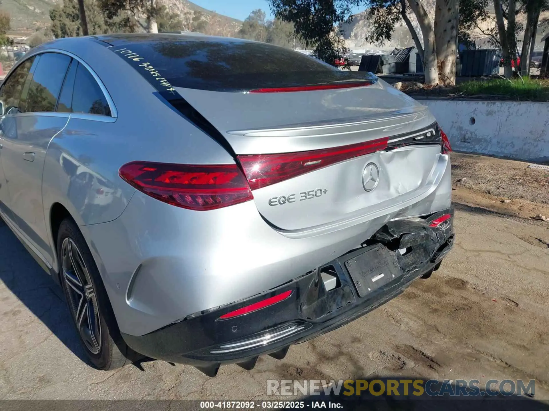 19 fotografías del automóvil dañado W1KEG2BB0PF011833 MERCEDES-BENZ EQE 350 2023