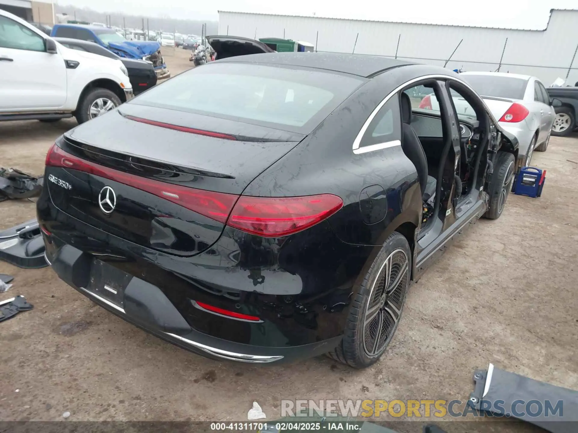 4 fotografías del automóvil dañado W1KEG2BB5PF014453 MERCEDES-BENZ EQE 350 2023
