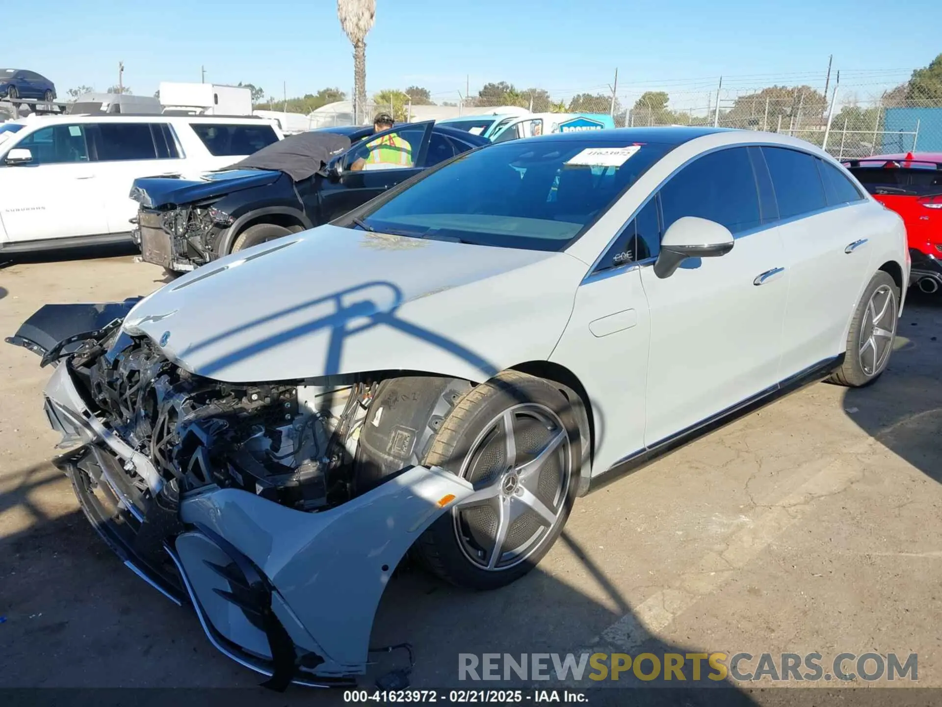2 fotografías del automóvil dañado W1KEG2BB9PF035371 MERCEDES-BENZ EQE 350 2023