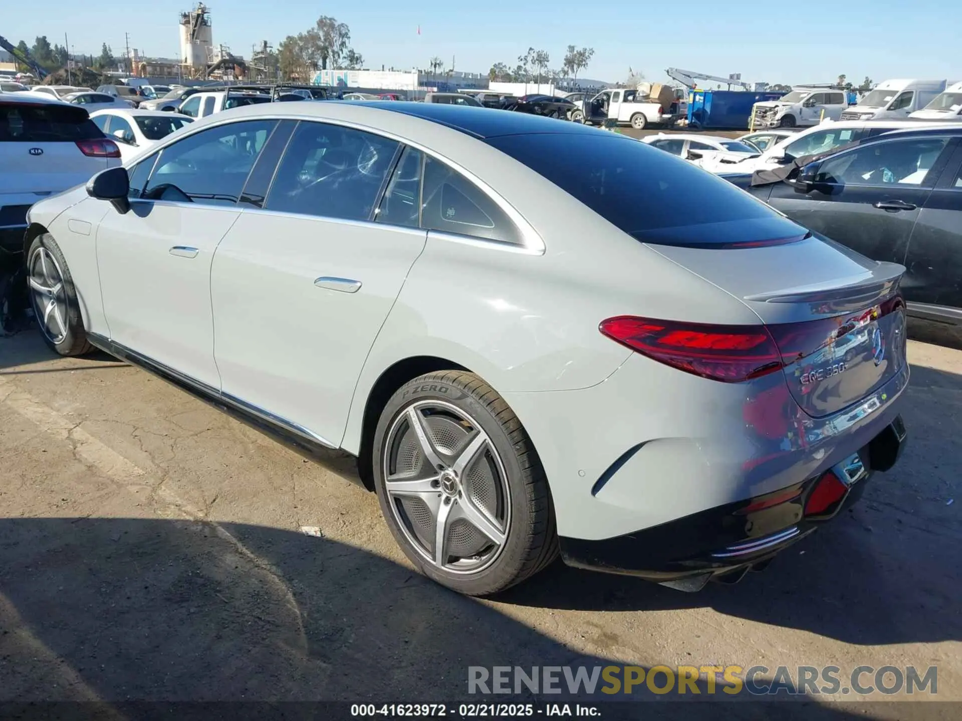 3 fotografías del automóvil dañado W1KEG2BB9PF035371 MERCEDES-BENZ EQE 350 2023