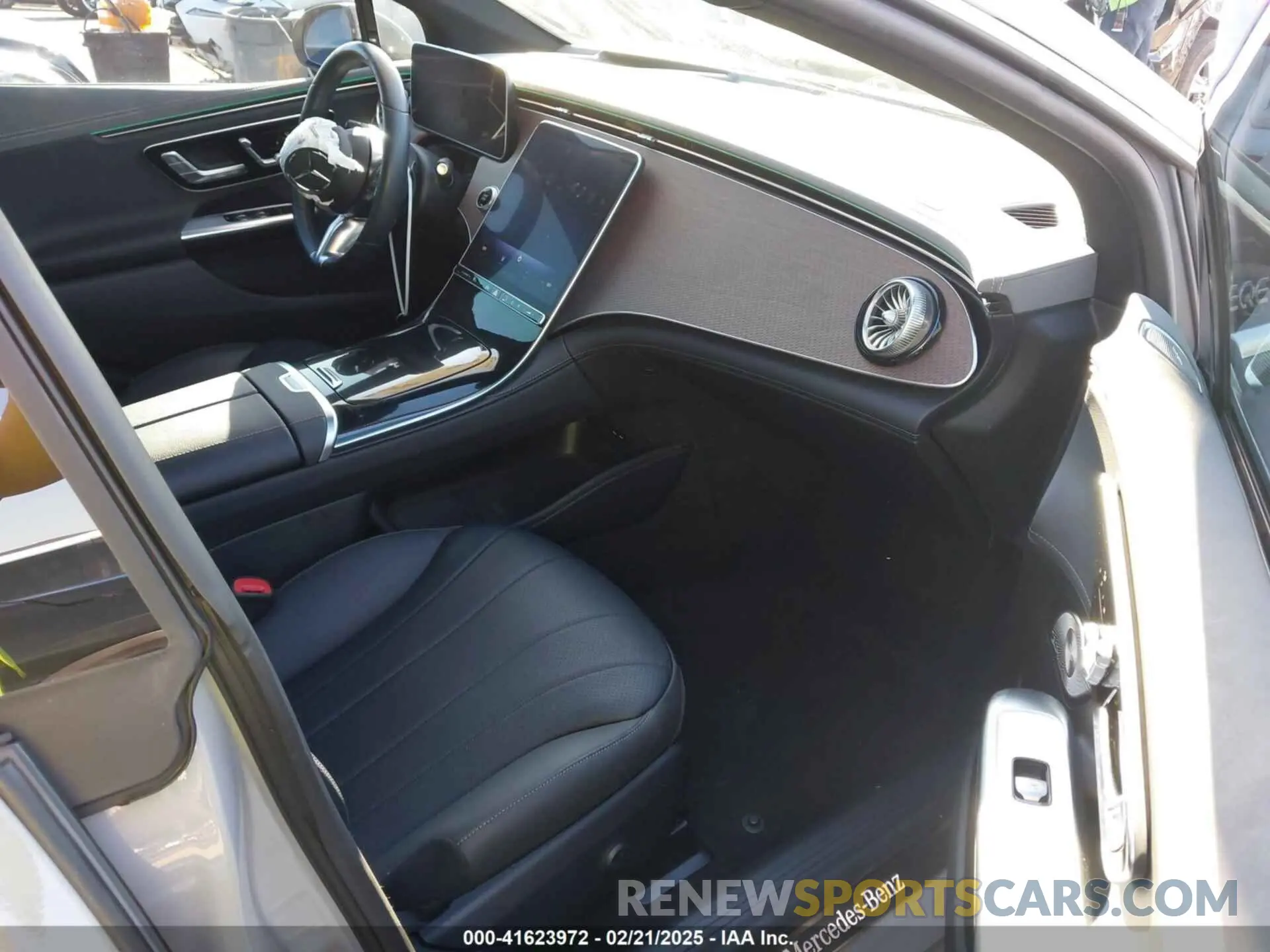 5 fotografías del automóvil dañado W1KEG2BB9PF035371 MERCEDES-BENZ EQE 350 2023