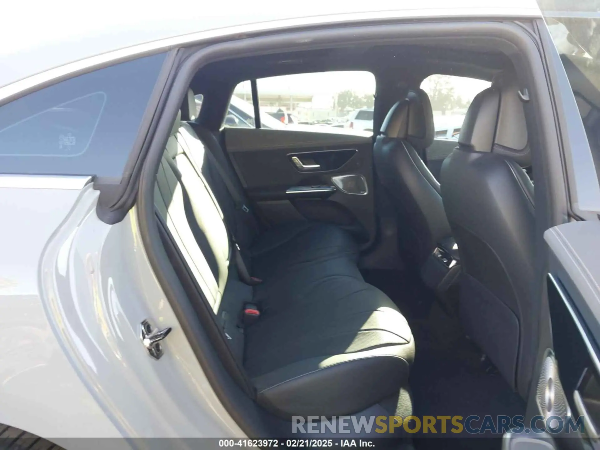 8 fotografías del automóvil dañado W1KEG2BB9PF035371 MERCEDES-BENZ EQE 350 2023