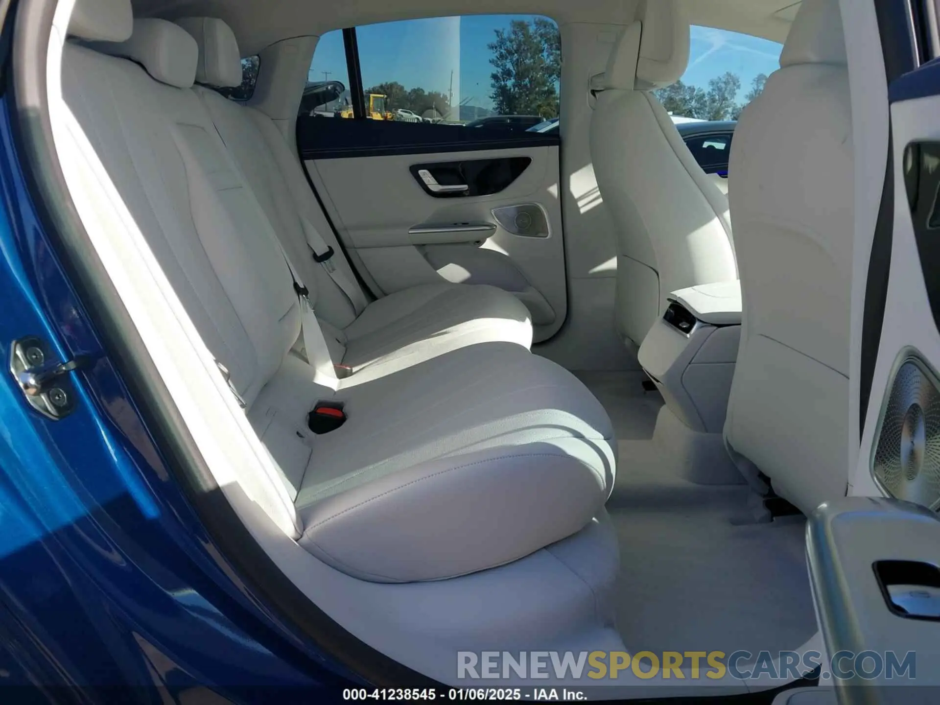 8 fotografías del automóvil dañado W1KEG2BBXPF014495 MERCEDES-BENZ EQE 350 2023