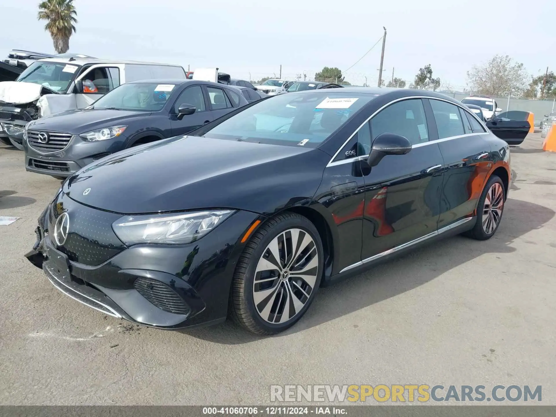 2 fotografías del automóvil dañado W1KEG1CBXRF058072 MERCEDES-BENZ EQE 350 2024