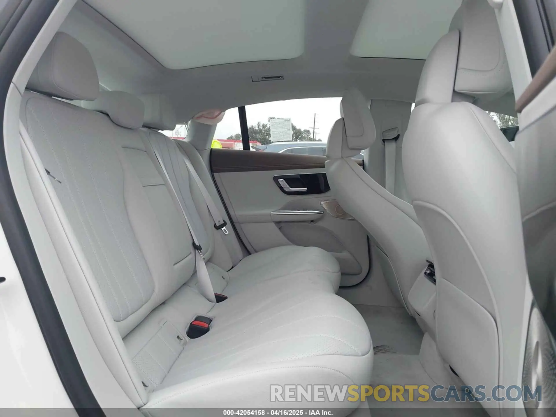 8 fotografías del automóvil dañado W1KEG2BB3RF048927 MERCEDES-BENZ EQE 350+ 2024