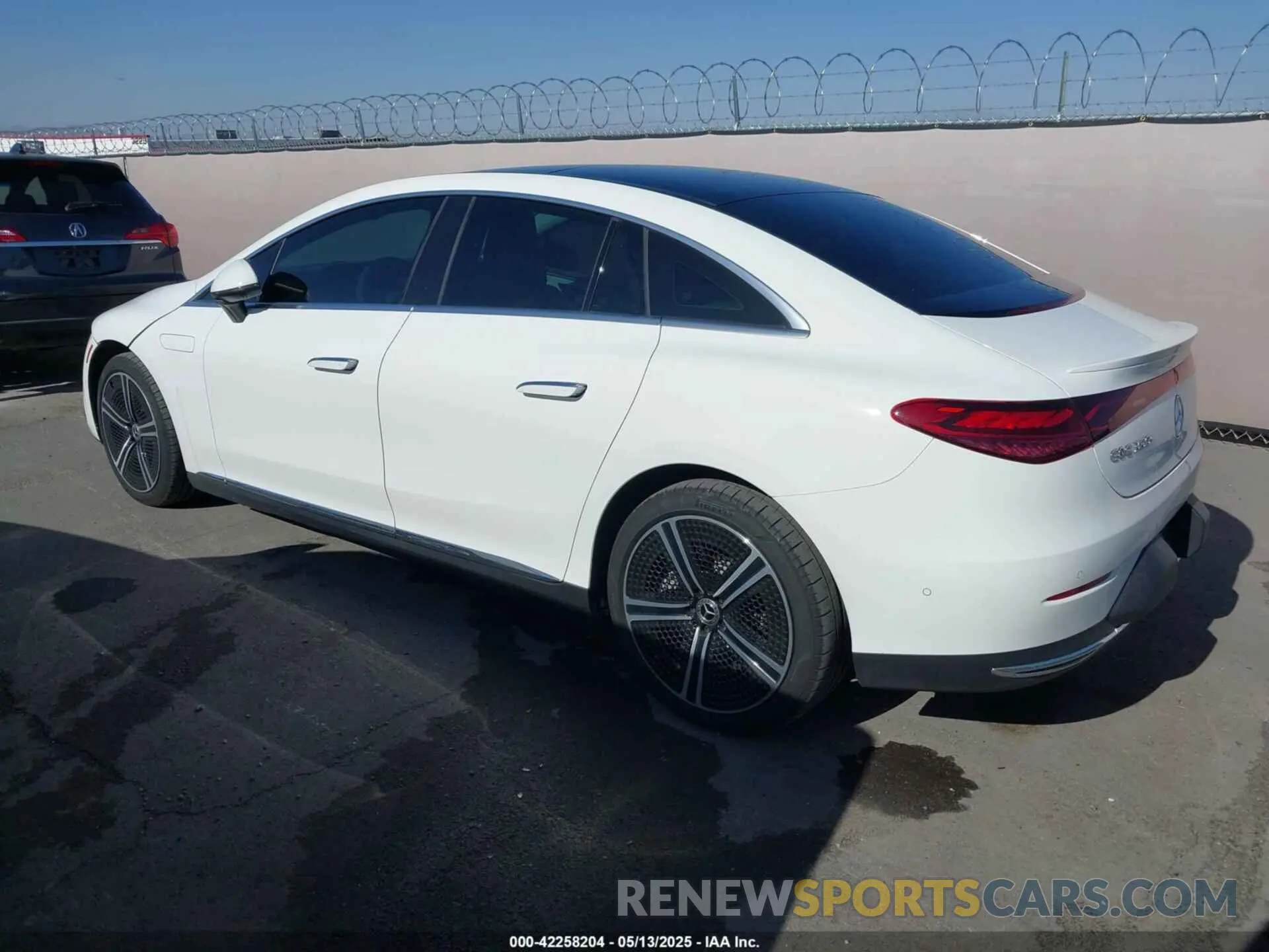 3 fotografías del automóvil dañado W1KEG2BB7RF060269 MERCEDES-BENZ EQE 350+ 2024