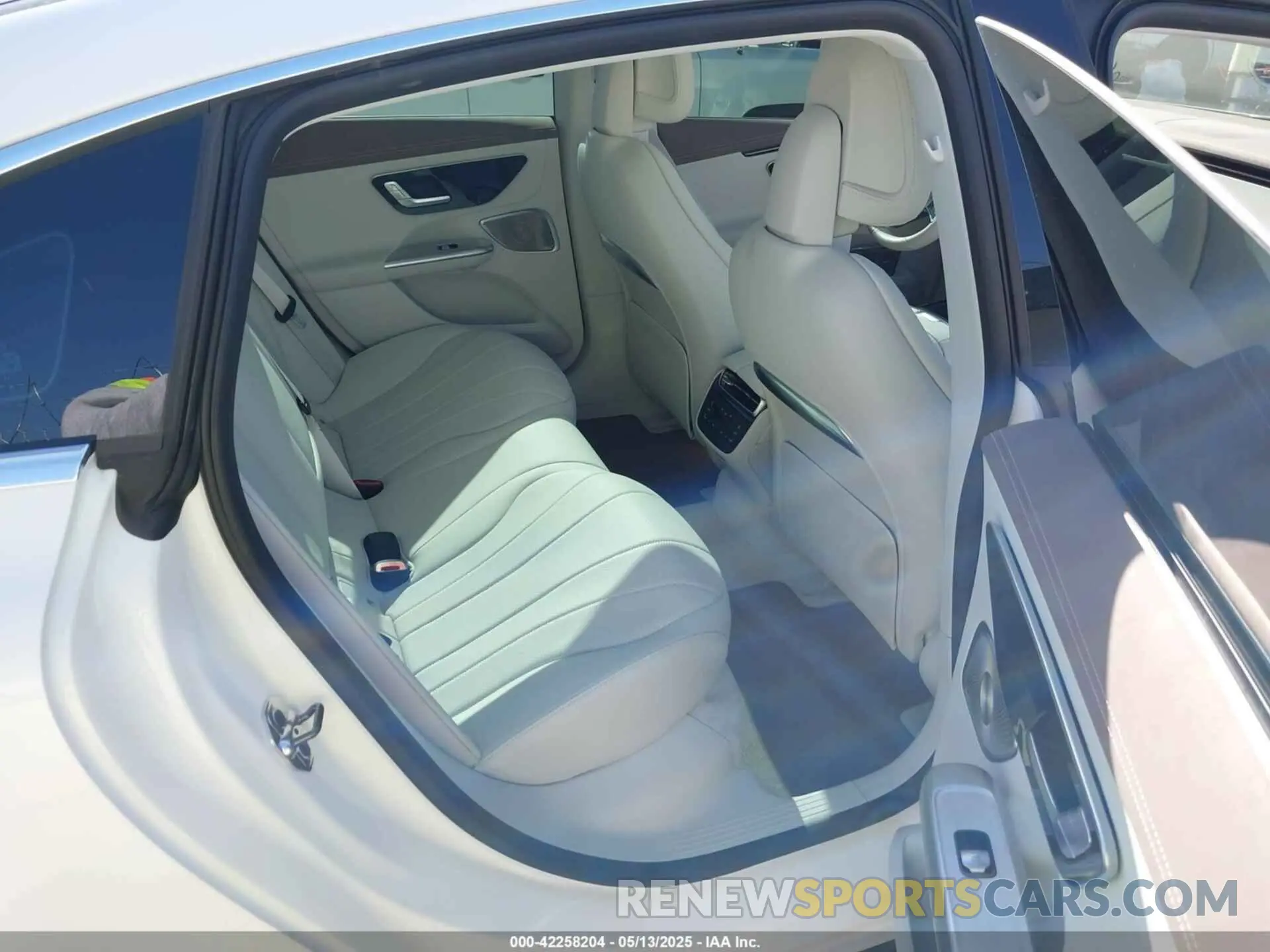 8 fotografías del automóvil dañado W1KEG2BB7RF060269 MERCEDES-BENZ EQE 350+ 2024
