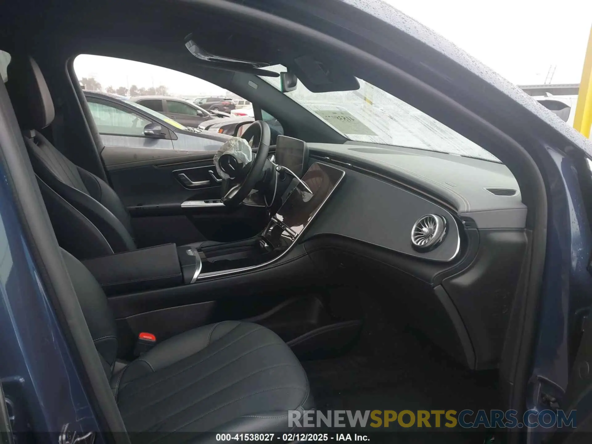 5 fotografías del automóvil dañado 4JGGM1CB7PA037780 MERCEDES-BENZ EQE 350 SUV 2023
