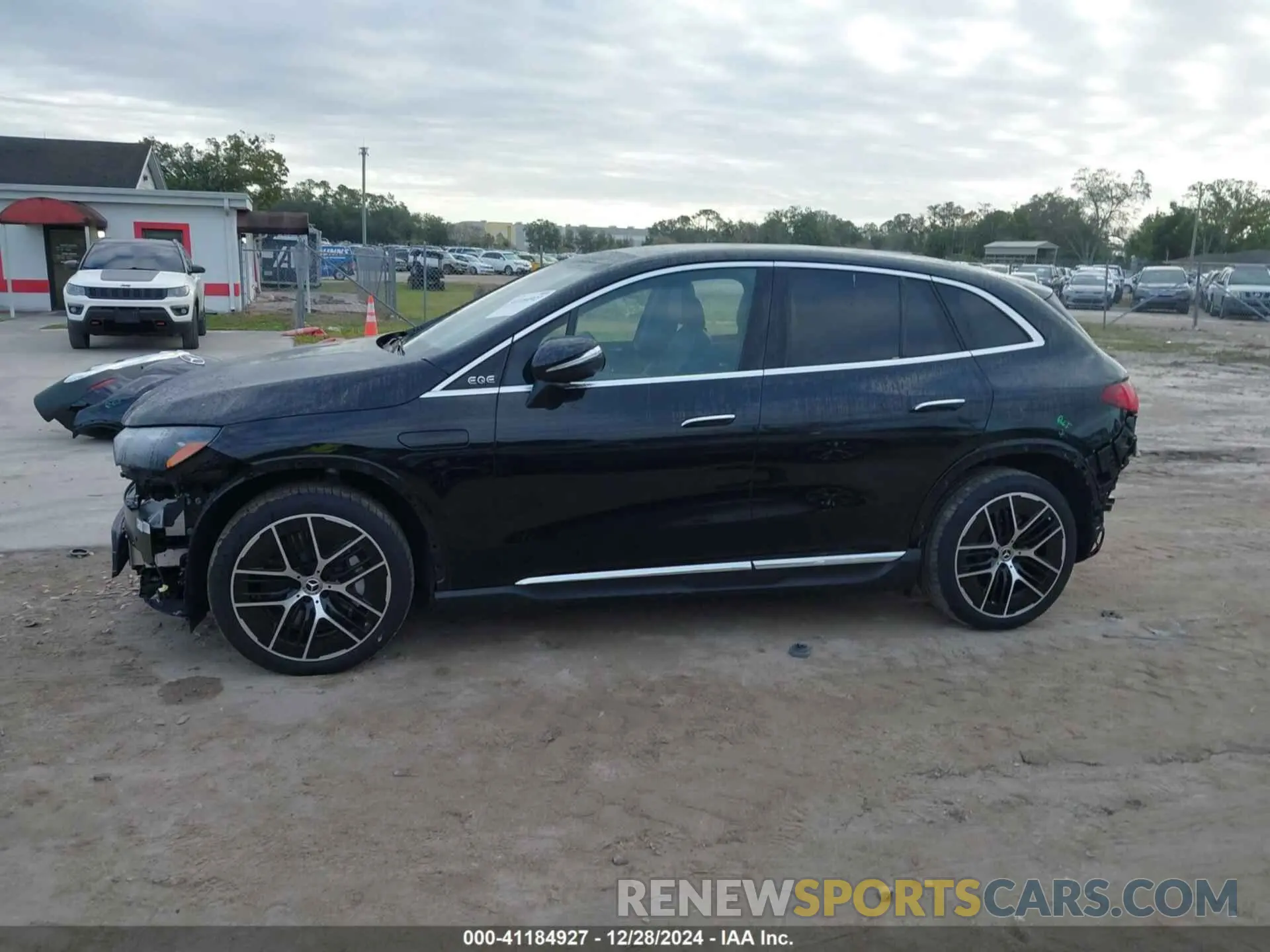 15 fotografías del automóvil dañado 4JGGM2BB0PA014994 MERCEDES-BENZ EQE 350+ SUV 2023