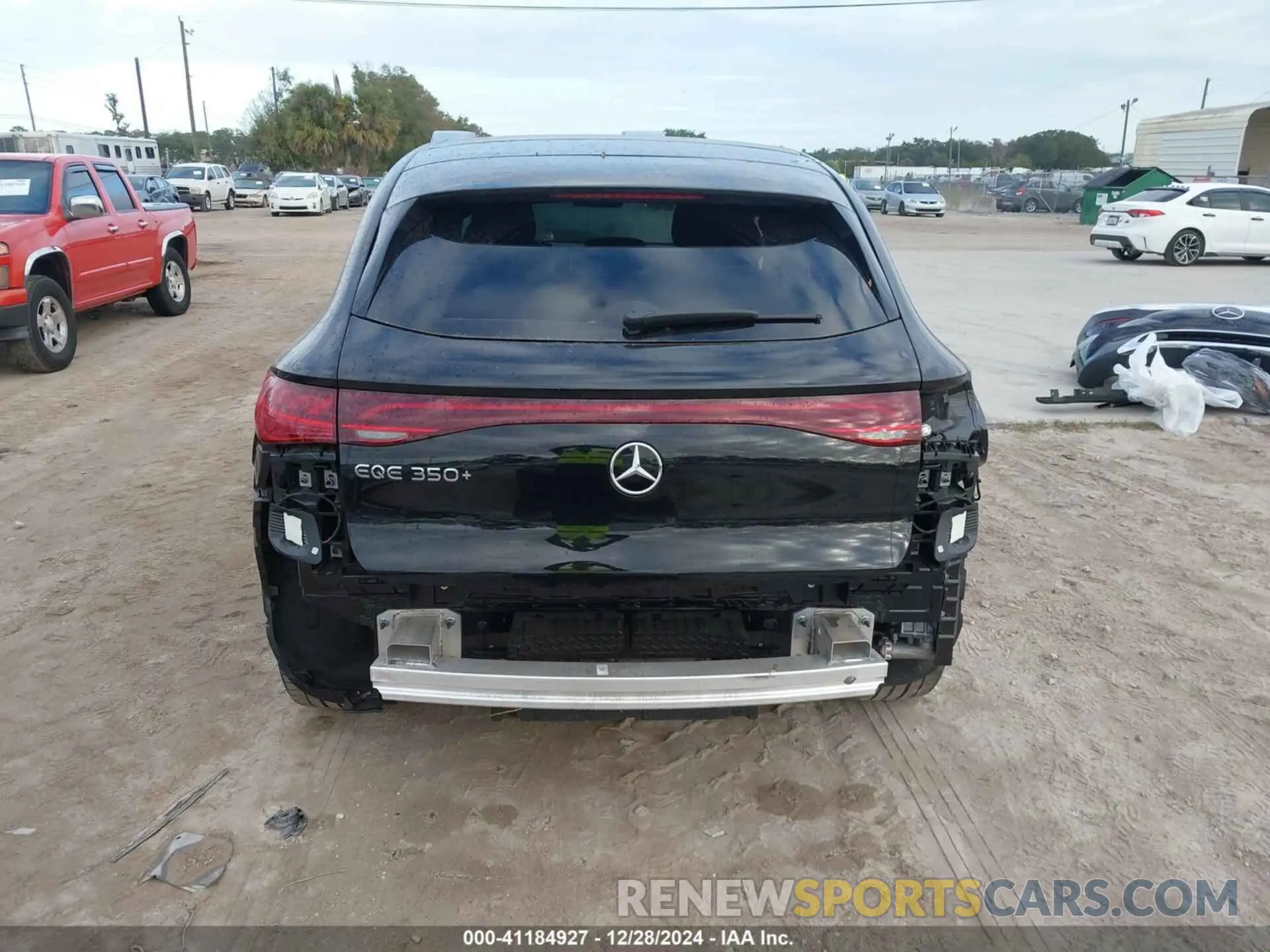 17 fotografías del automóvil dañado 4JGGM2BB0PA014994 MERCEDES-BENZ EQE 350+ SUV 2023