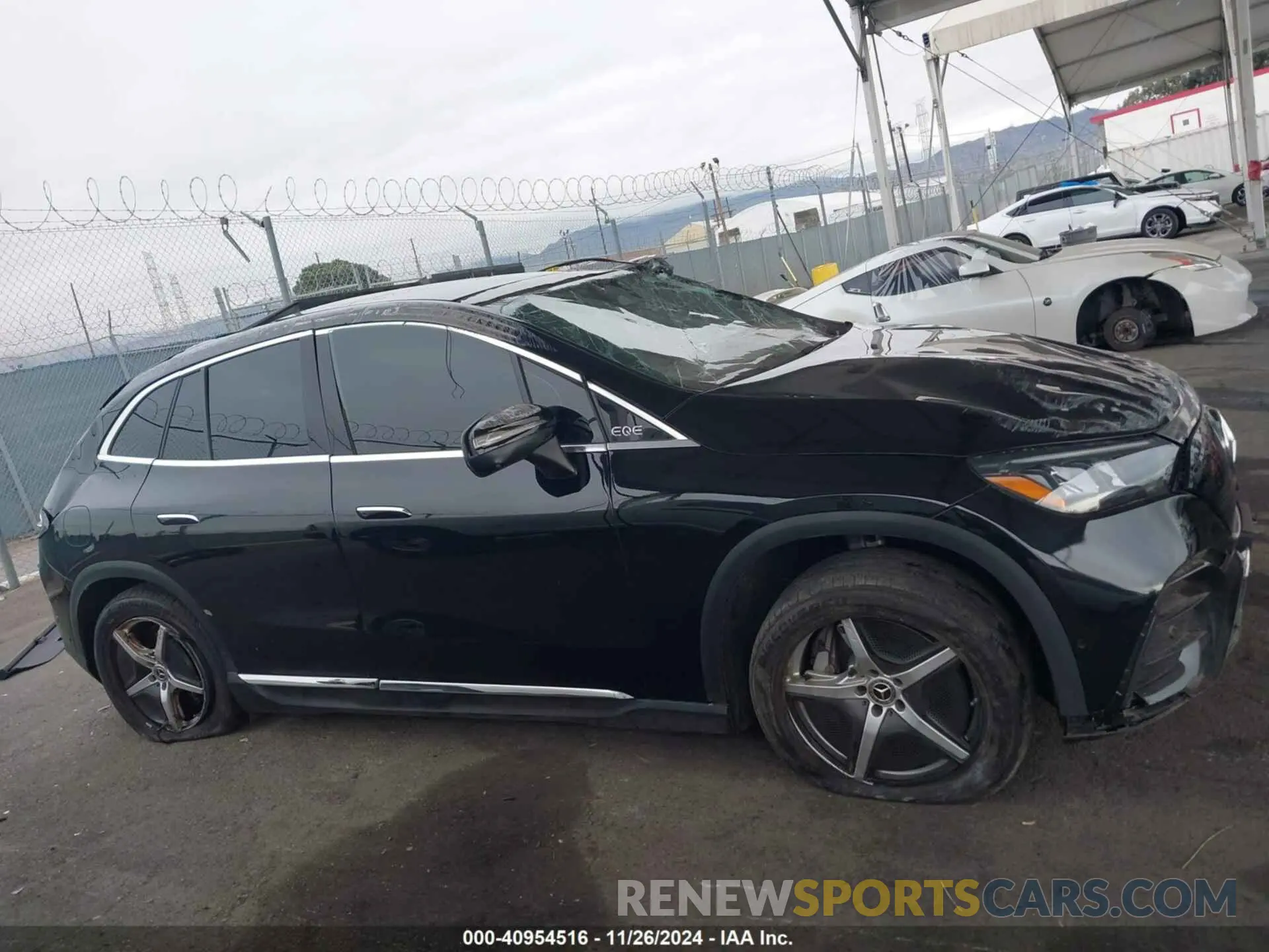 13 fotografías del automóvil dañado 4JGGM2BB2PA001387 MERCEDES-BENZ EQE 350+ SUV 2023