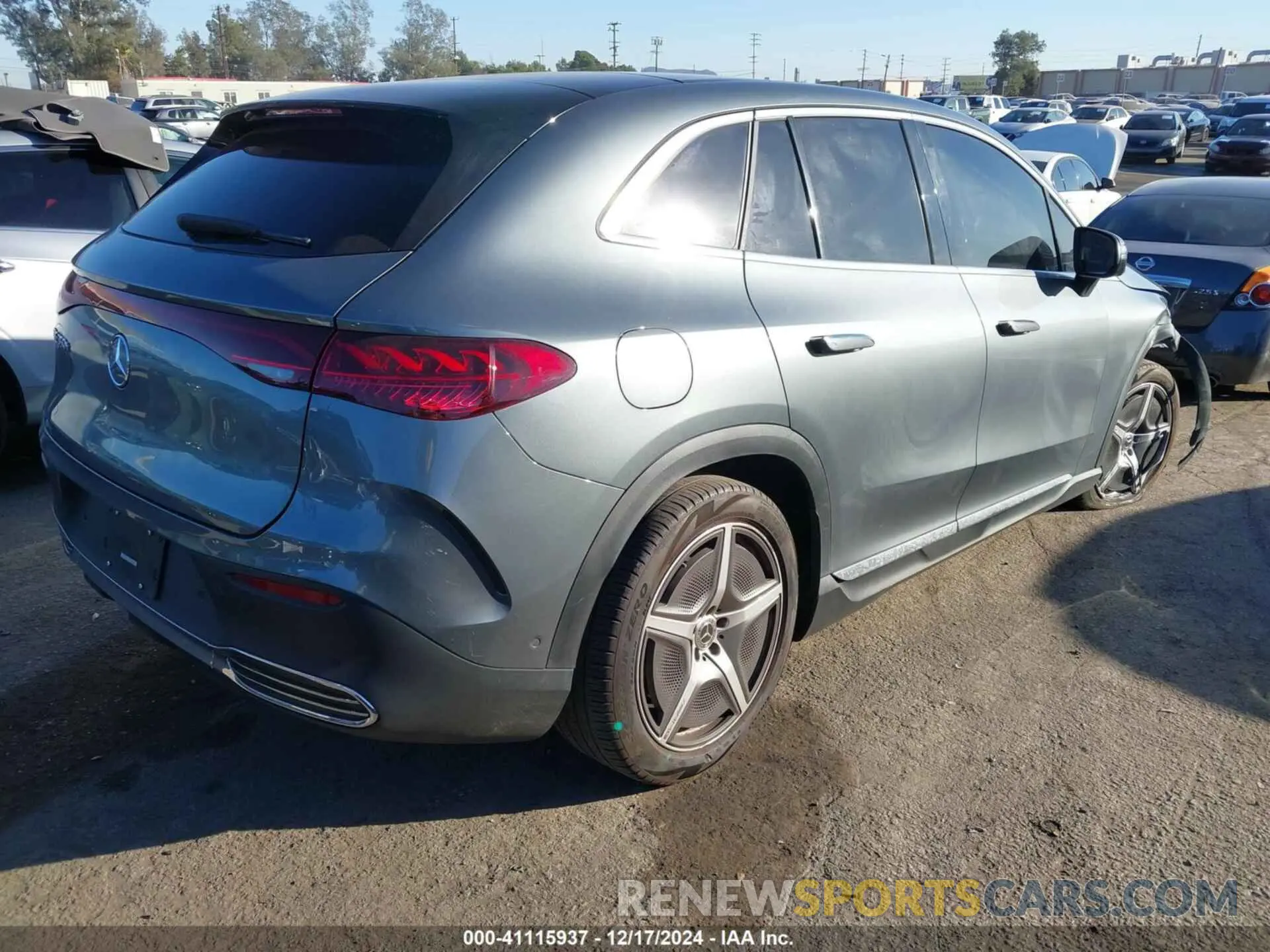 4 fotografías del automóvil dañado 4JGGM2BB4PA031099 MERCEDES-BENZ EQE 350+ SUV 2023
