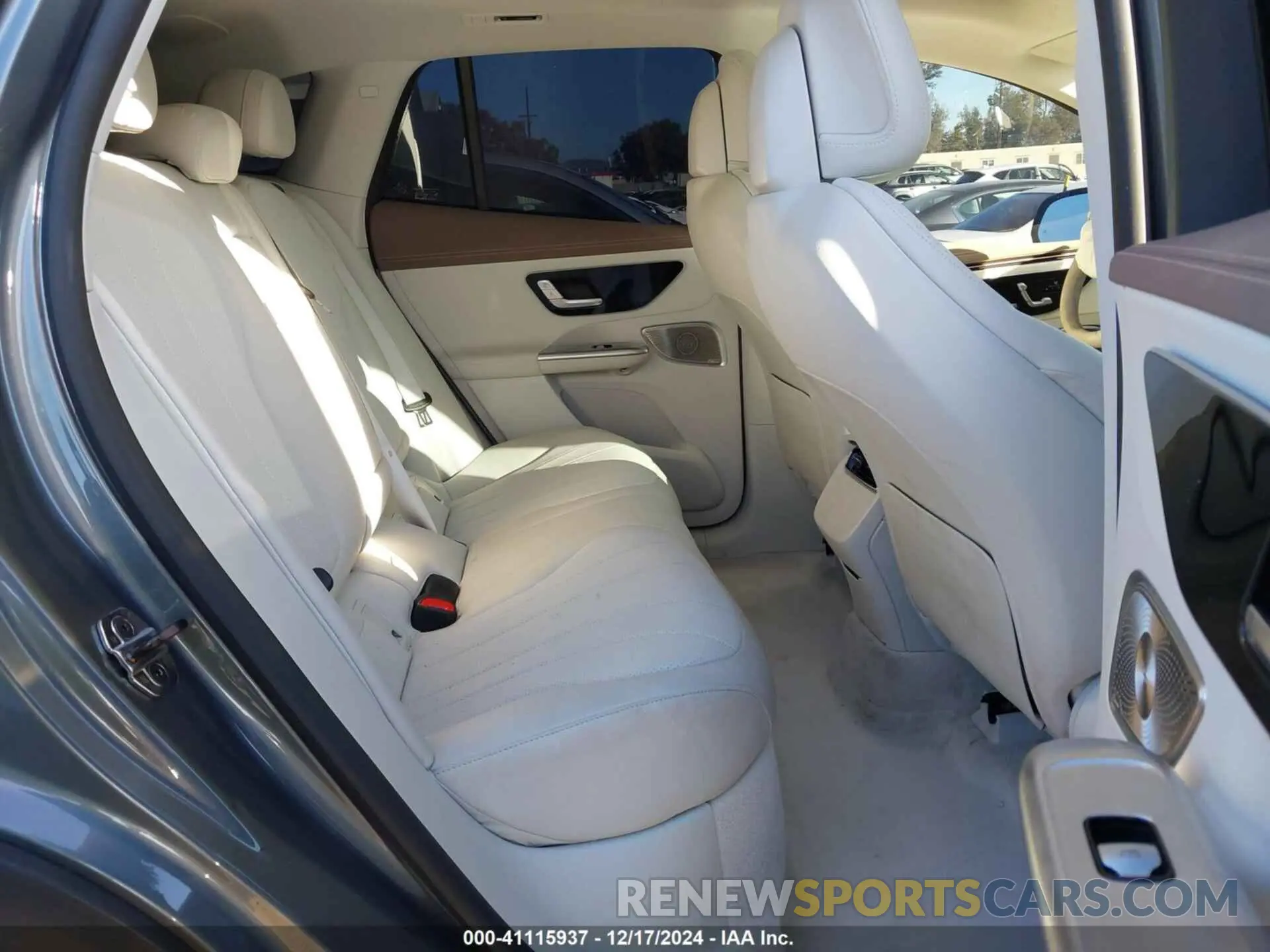 8 fotografías del automóvil dañado 4JGGM2BB4PA031099 MERCEDES-BENZ EQE 350+ SUV 2023