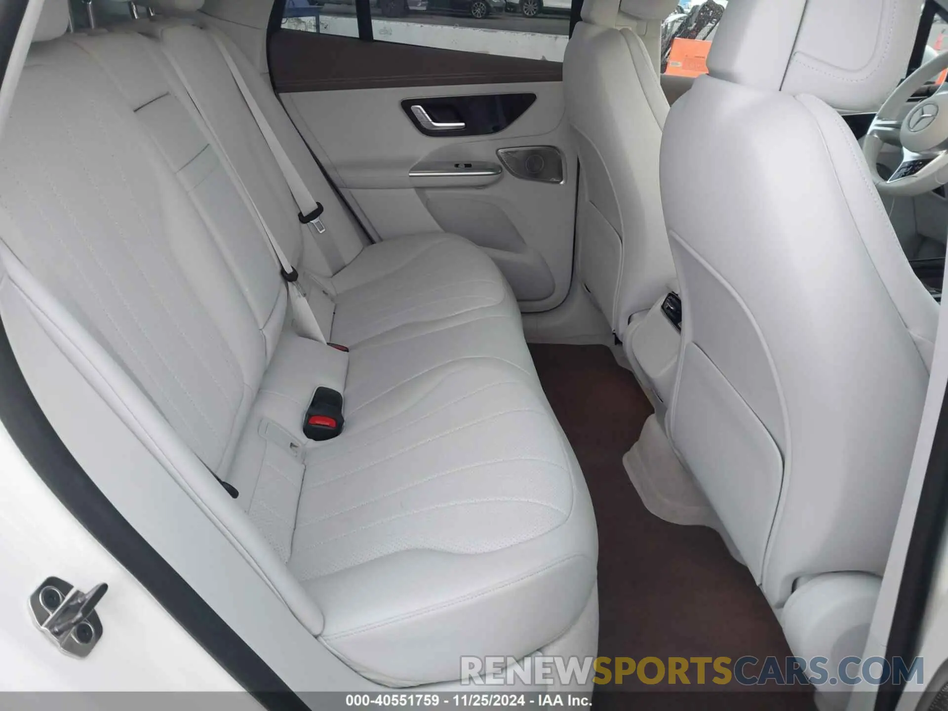 8 fotografías del automóvil dañado 4JGGM2BB6PA009864 MERCEDES-BENZ EQE 350+ SUV 2023