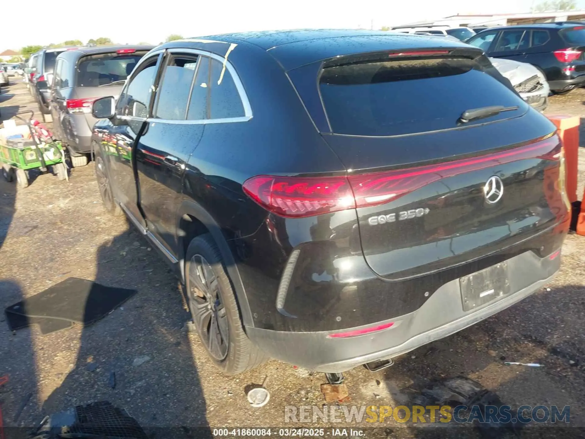 3 fotografías del automóvil dañado 4JGGM2BB7PA011168 MERCEDES-BENZ EQE 350+ SUV 2023