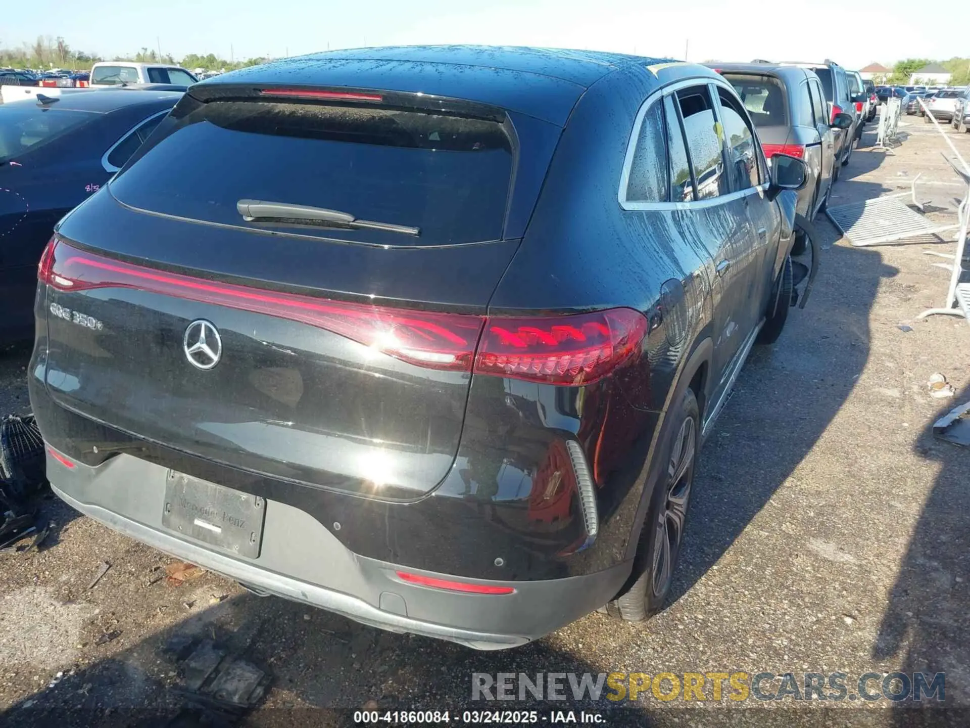 4 fotografías del automóvil dañado 4JGGM2BB7PA011168 MERCEDES-BENZ EQE 350+ SUV 2023