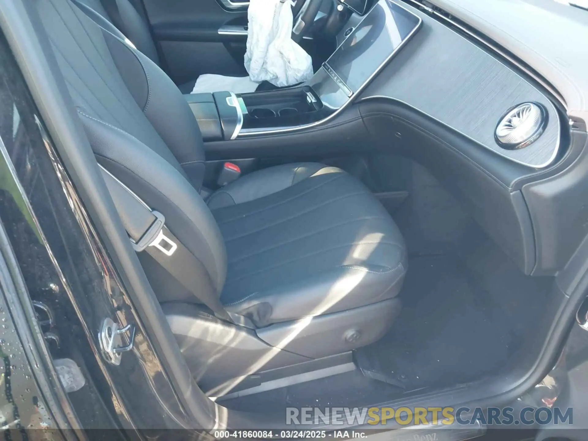 5 fotografías del automóvil dañado 4JGGM2BB7PA011168 MERCEDES-BENZ EQE 350+ SUV 2023