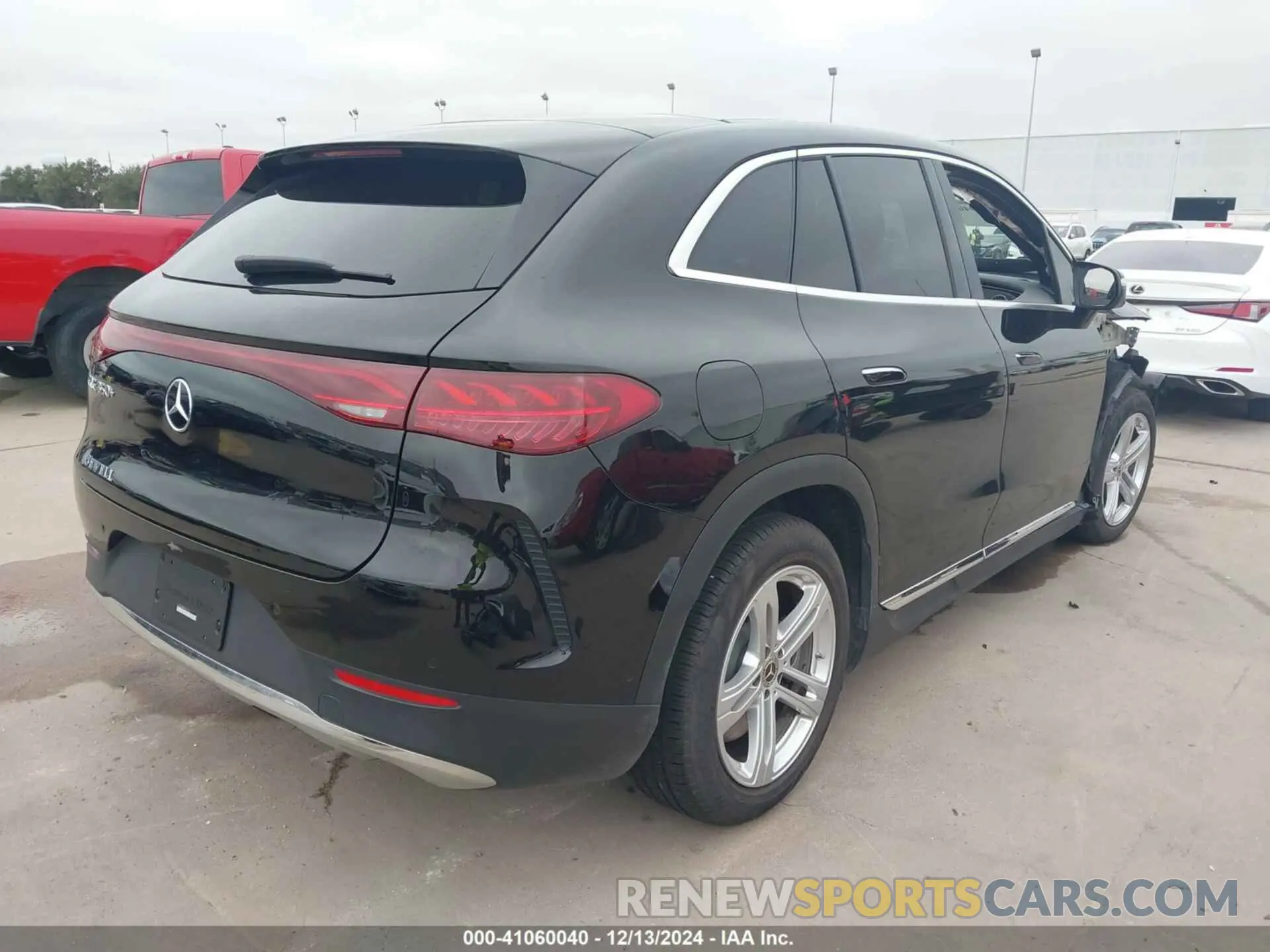 4 fotografías del automóvil dañado 4JGGM2BB9PA013231 MERCEDES-BENZ EQE 350+ SUV 2023