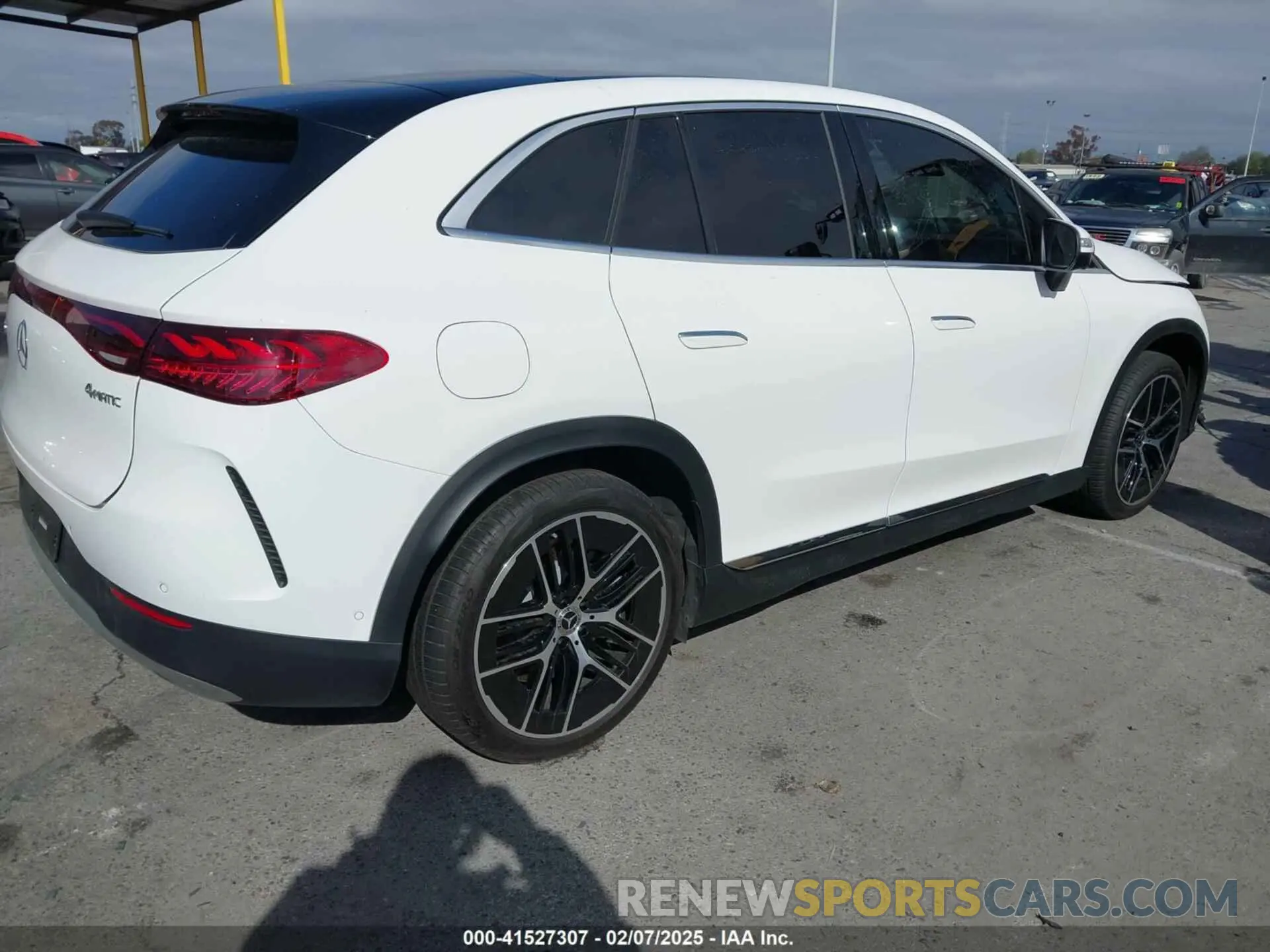 4 fotografías del automóvil dañado 4JGGM1CB9RA053823 MERCEDES-BENZ EQE 350 SUV 2024