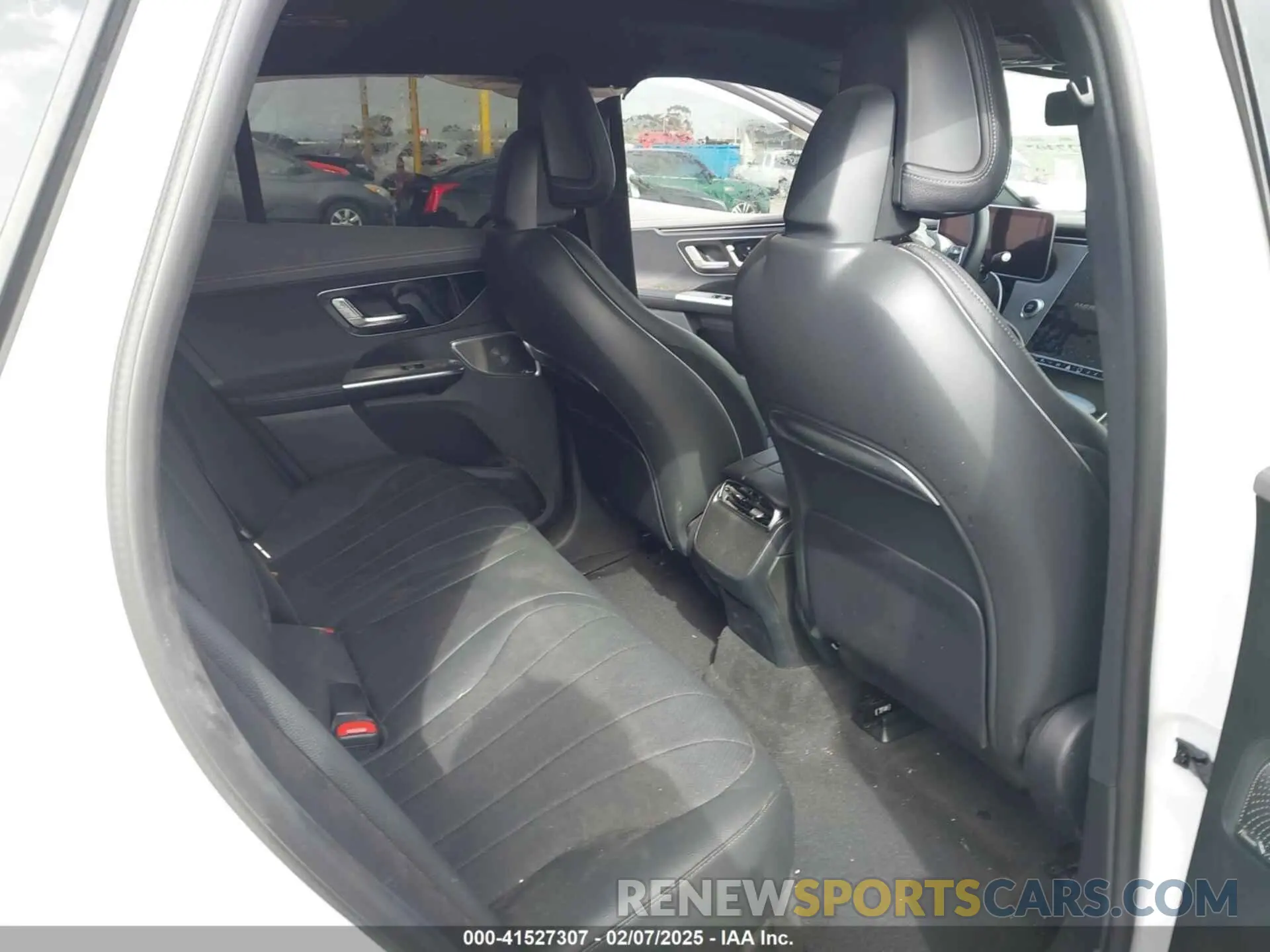 8 fotografías del automóvil dañado 4JGGM1CB9RA053823 MERCEDES-BENZ EQE 350 SUV 2024