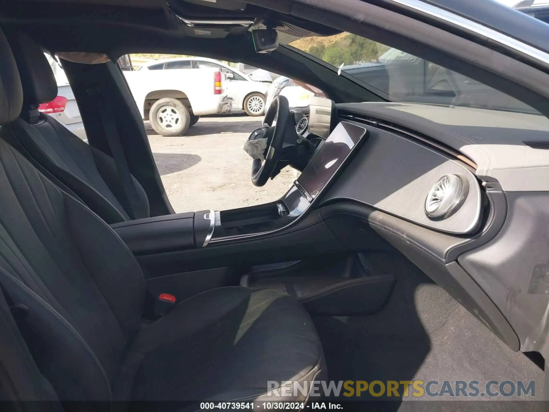 5 fotografías del automóvil dañado W1KEG2CB2PF034898 MERCEDES-BENZ EQE 500 2023