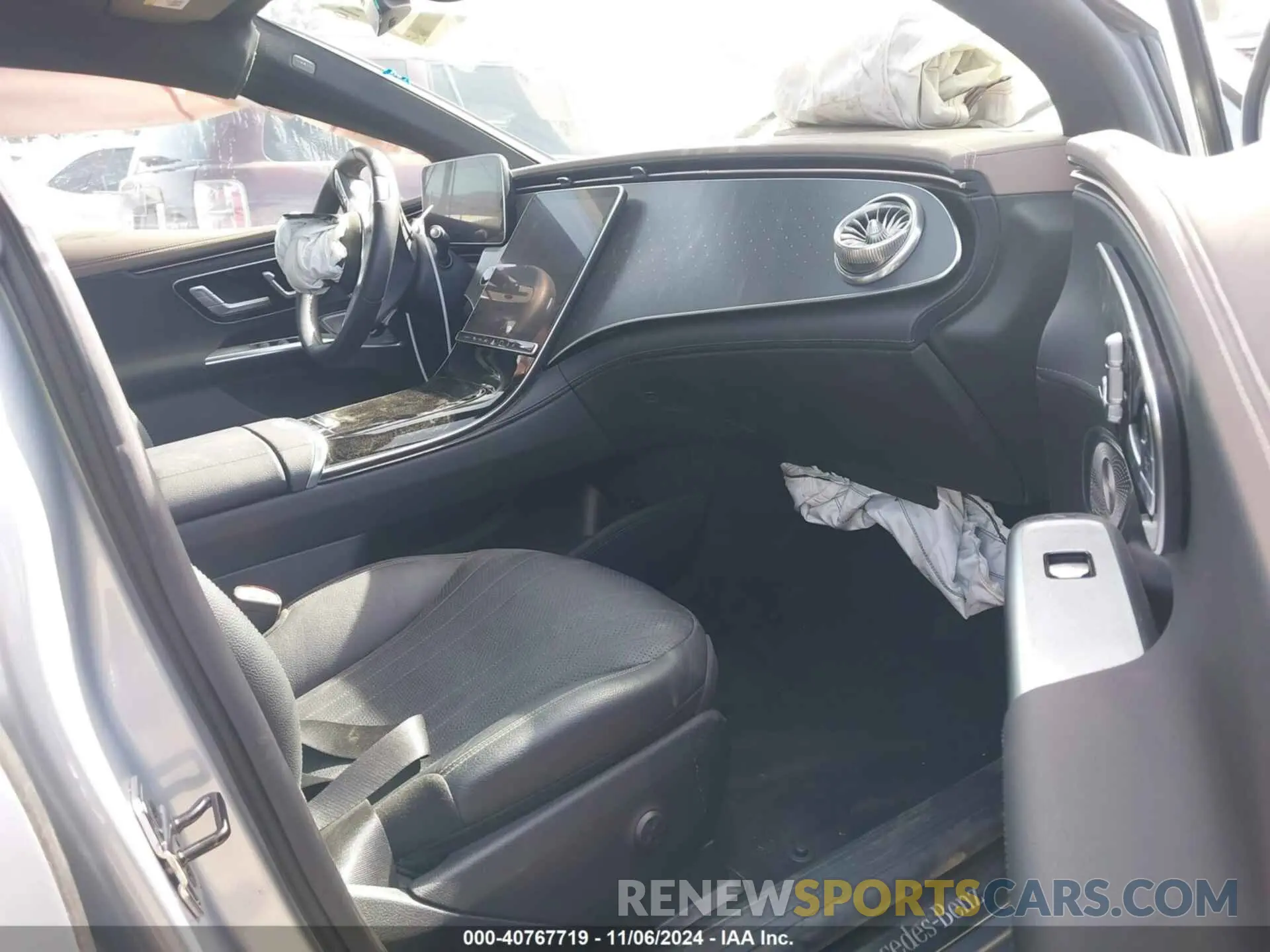 5 fotografías del automóvil dañado W1KEG2CB4PF015012 MERCEDES-BENZ EQE 500 2023