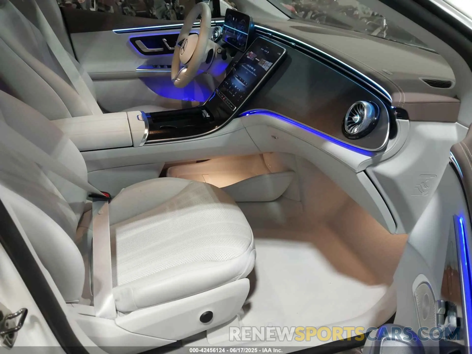 5 fotografías del automóvil dañado W1KEG2CB4PF035468 MERCEDES-BENZ EQE 500 2023