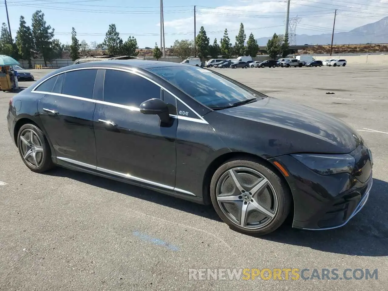 4 fotografías del automóvil dañado W1KEG1CBXPF032584 MERCEDES-BENZ EQE SEDAN 2023