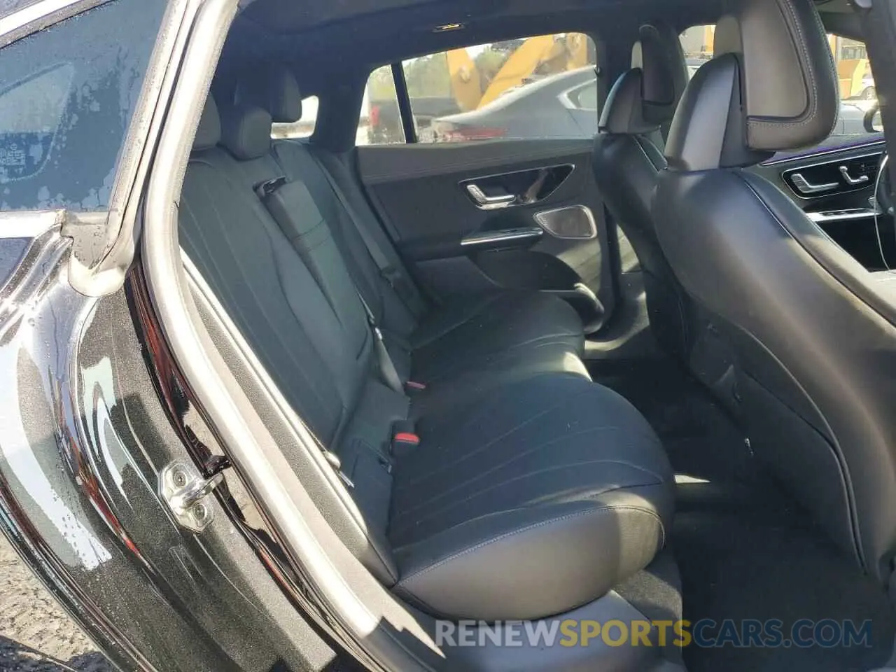 10 fotografías del automóvil dañado W1KEG2BB0PF018295 MERCEDES-BENZ EQE SEDAN 2023