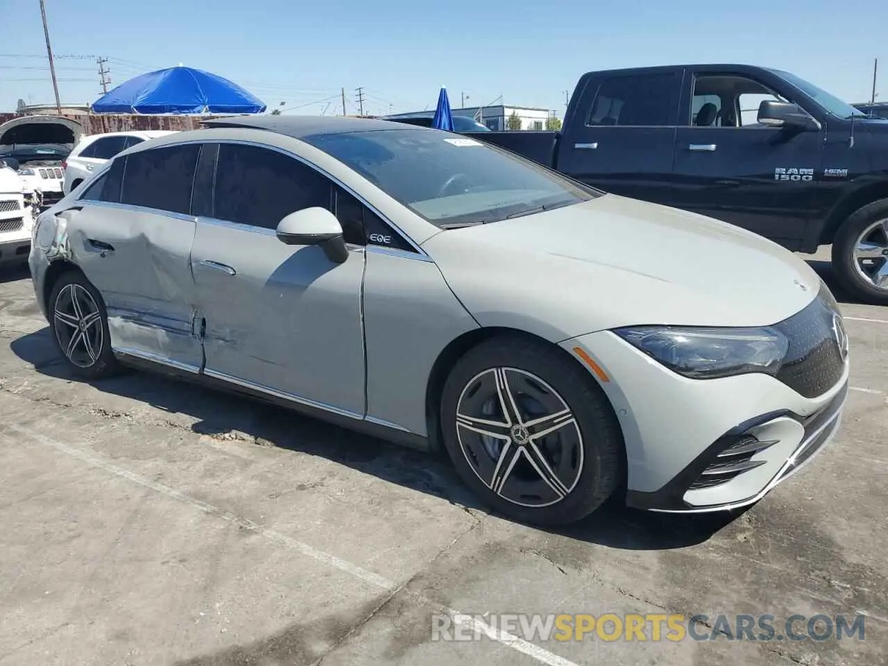 4 fotografías del automóvil dañado W1KEG2BB1PF018967 MERCEDES-BENZ EQE SEDAN 2023
